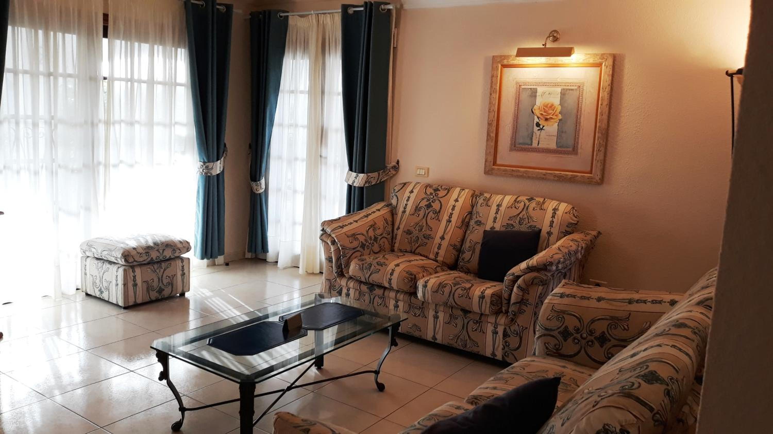 2 Bedroom Villa With Pool photo 2