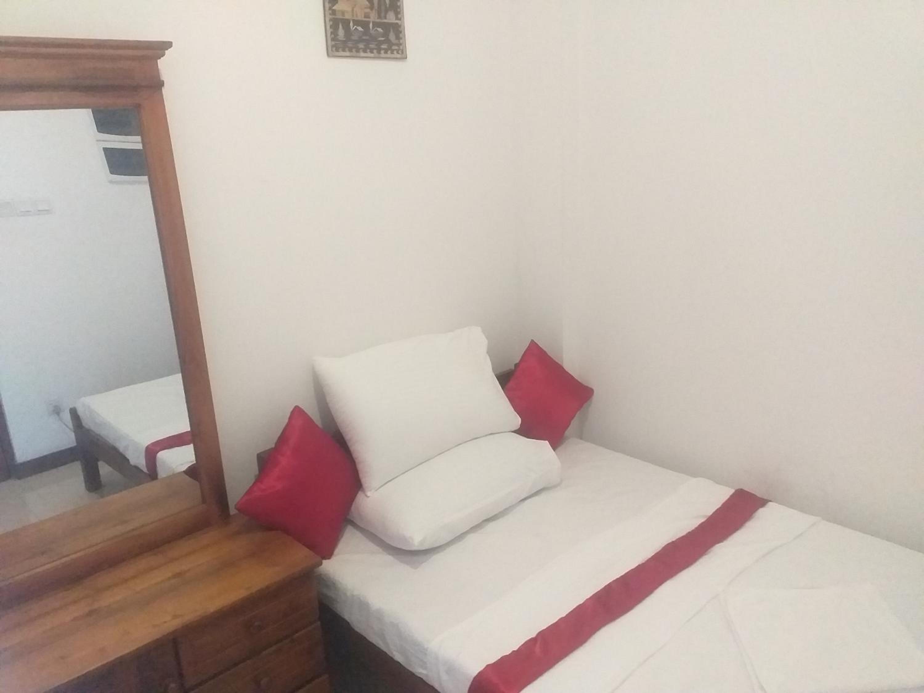 Budget Single Room