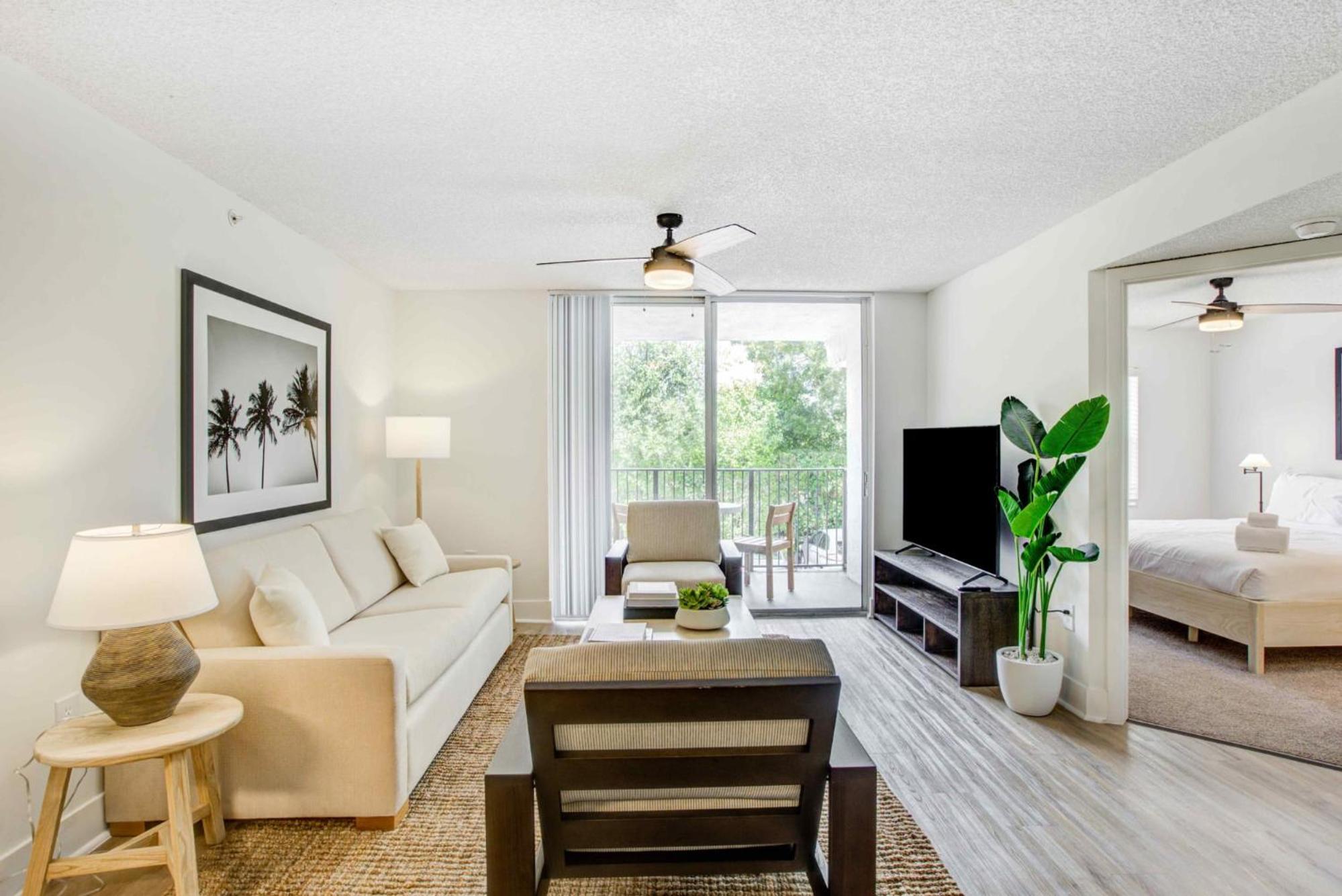 Two-Bedroom Apartment (Self Check-in with Virtual Front Desk) photo 2