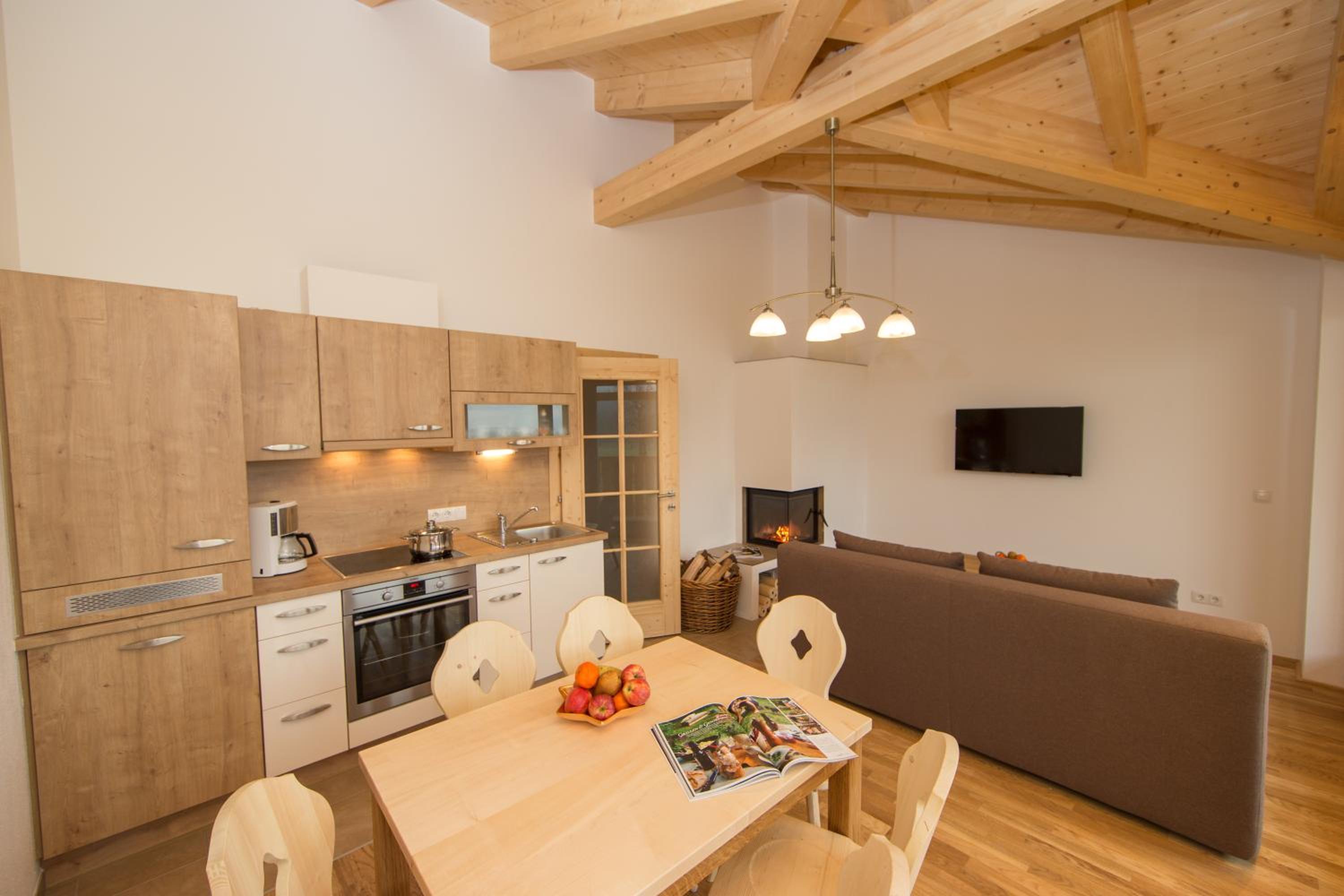 Four-Bedroom House photo 3