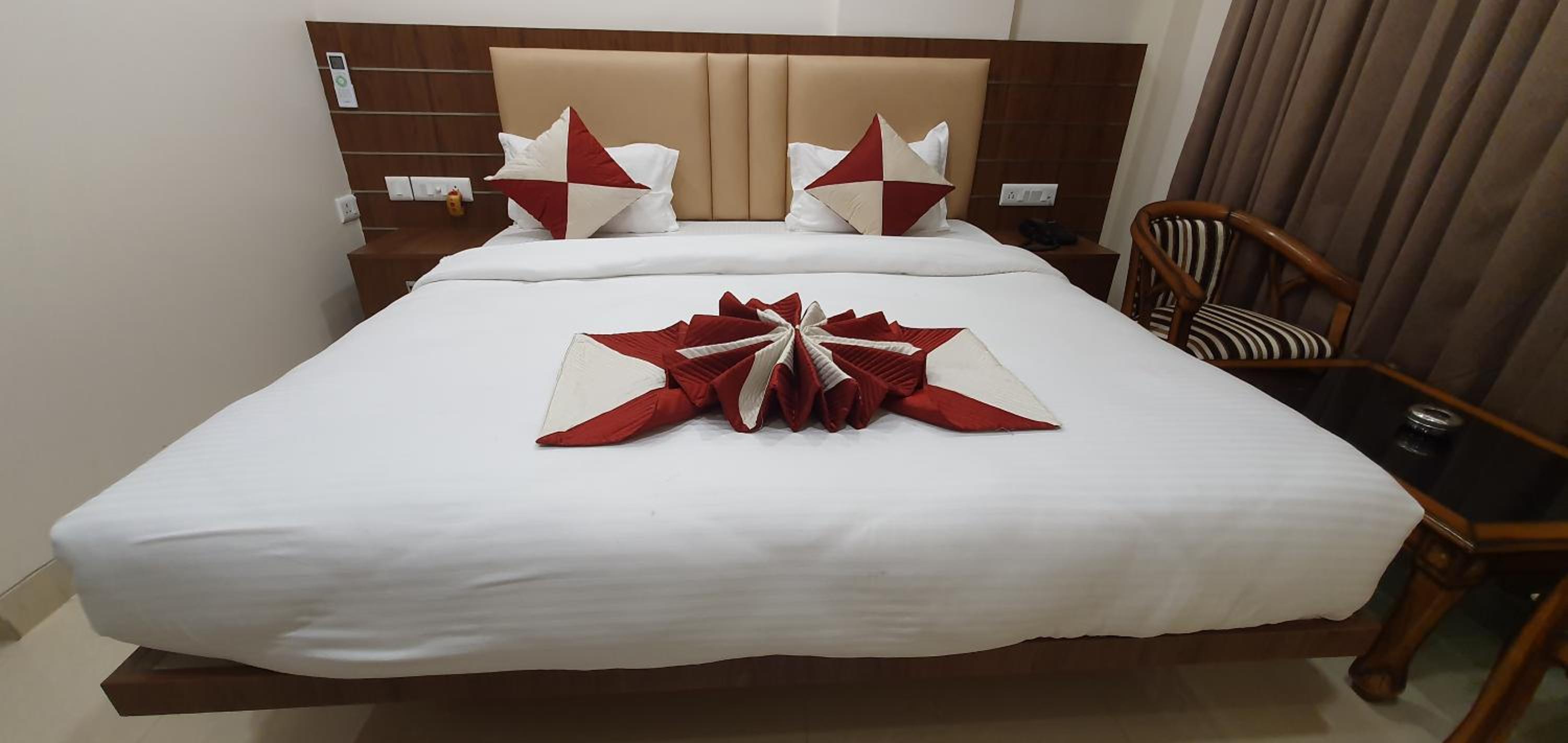 Standard Double Room - Photo 6