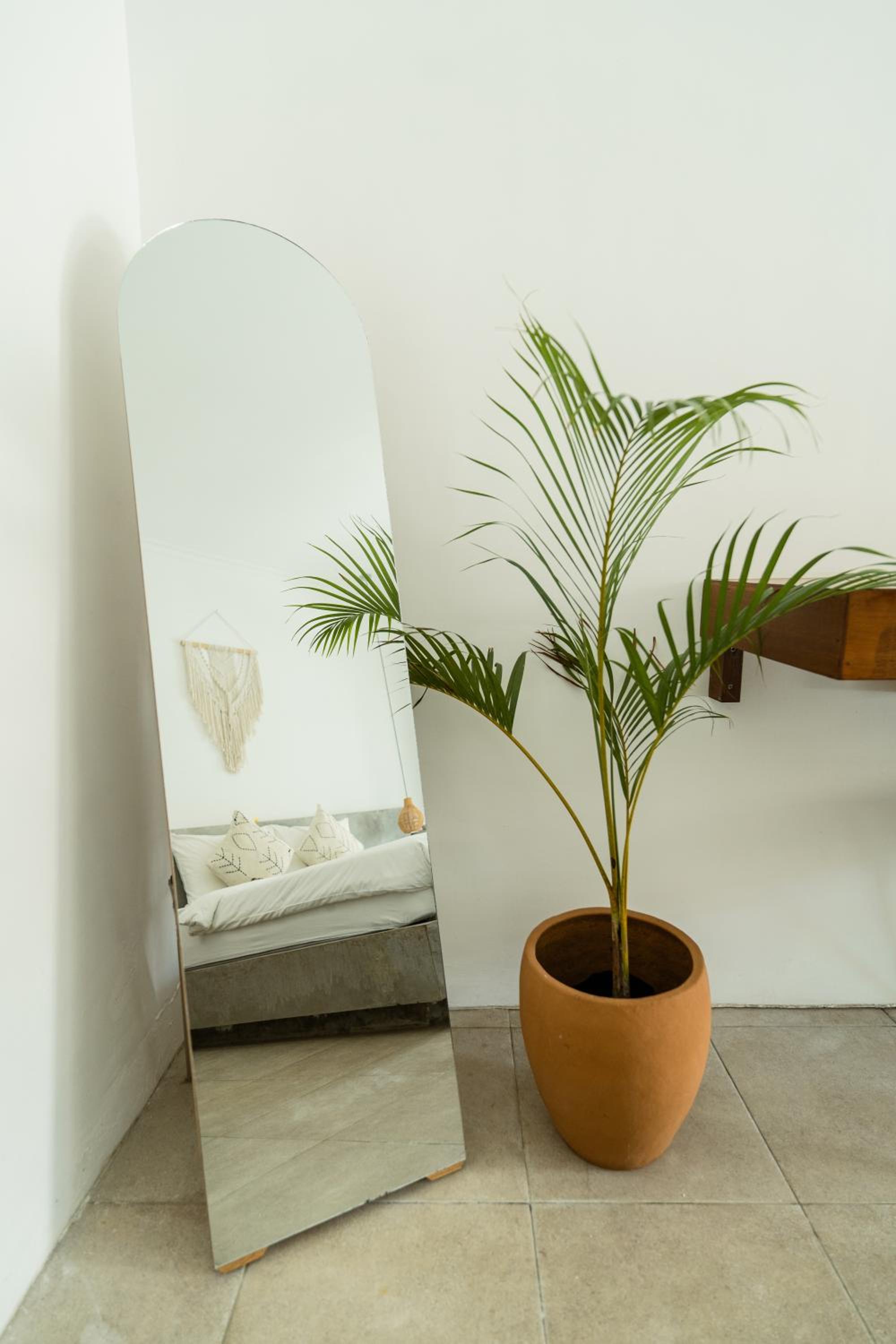 Double Room with Pool View - Photo 11