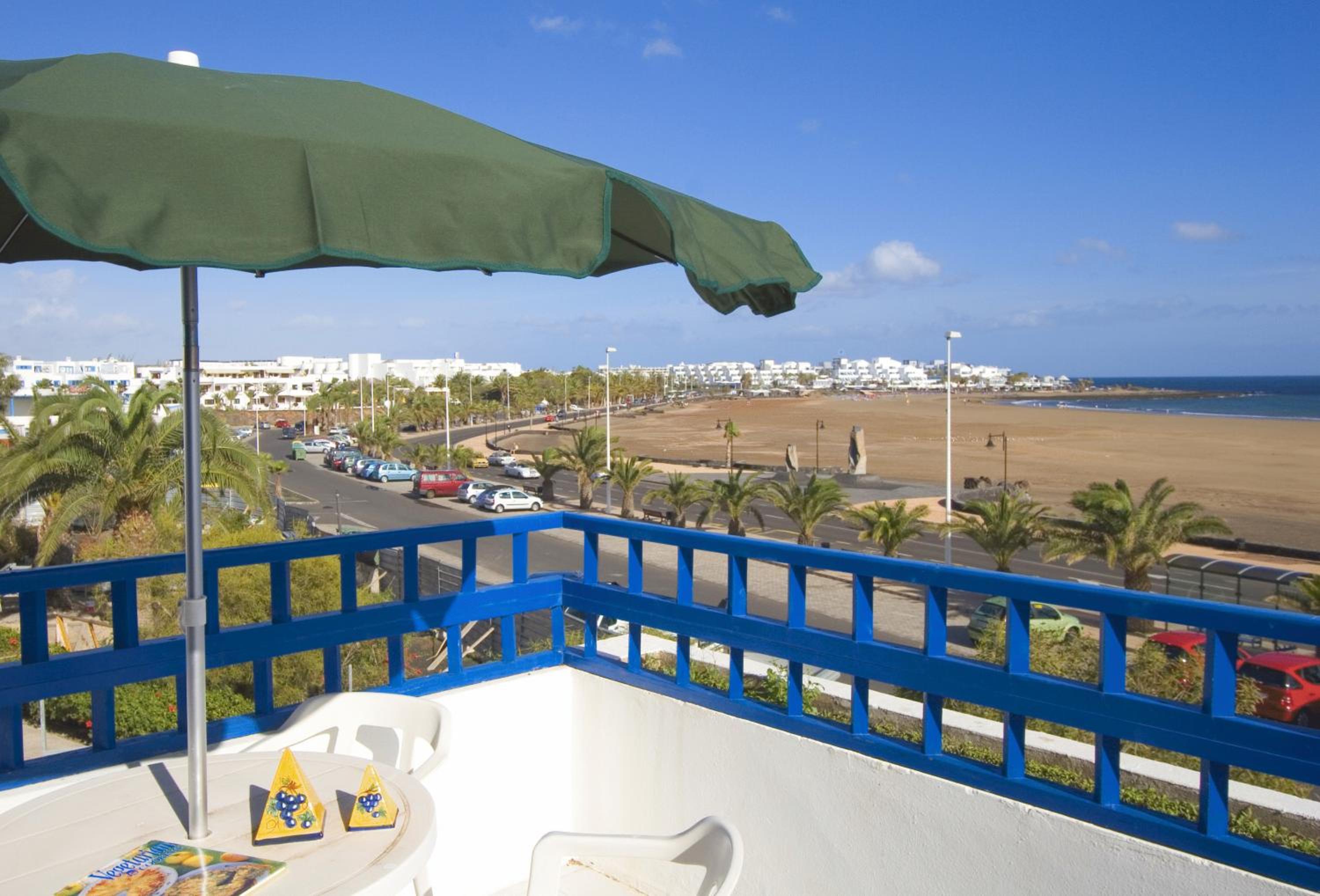 Two-Bedroom Apartment with Sea View (5 Adults) photo 3