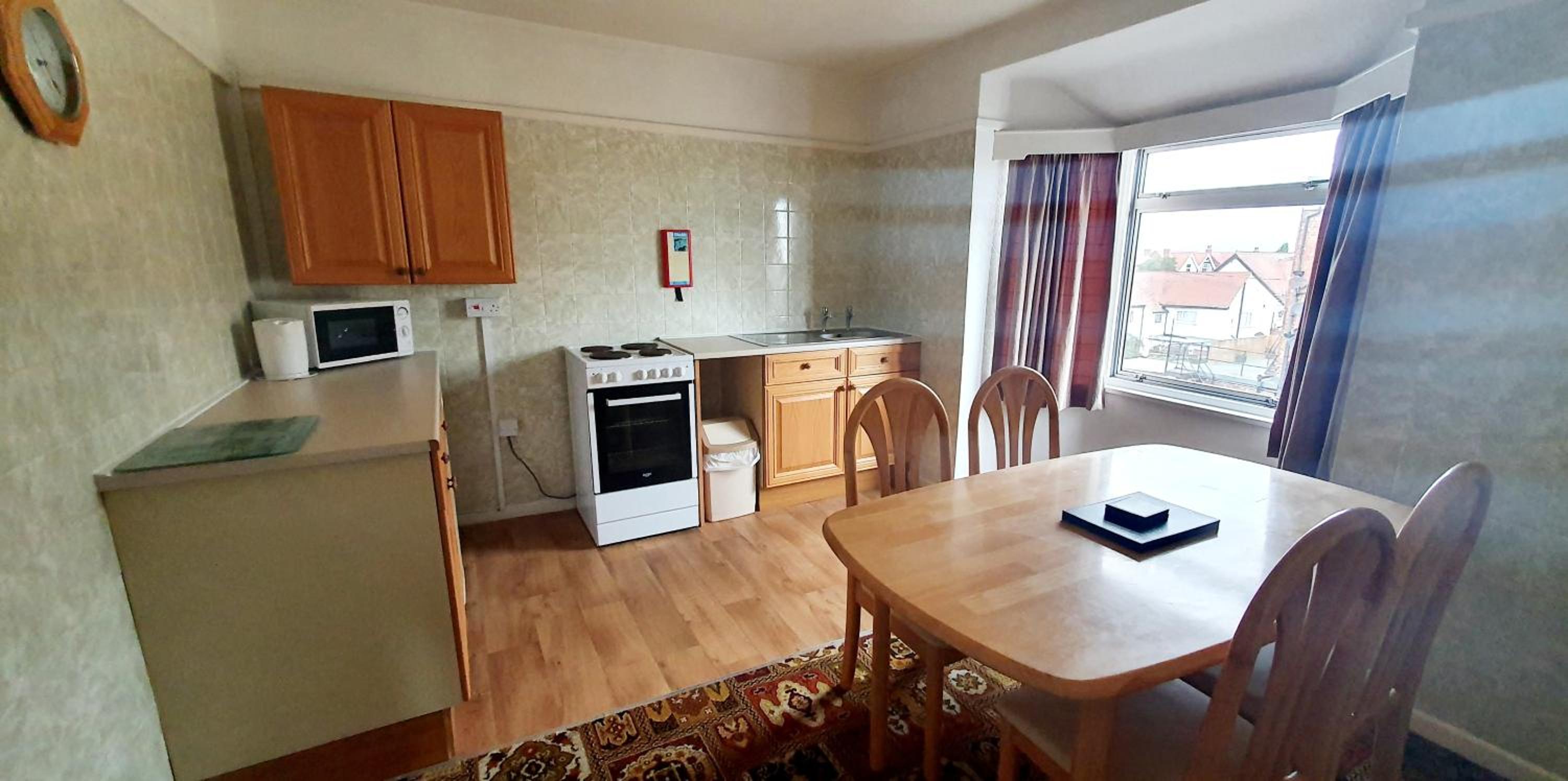 One-Bedroom Apartment photo 3