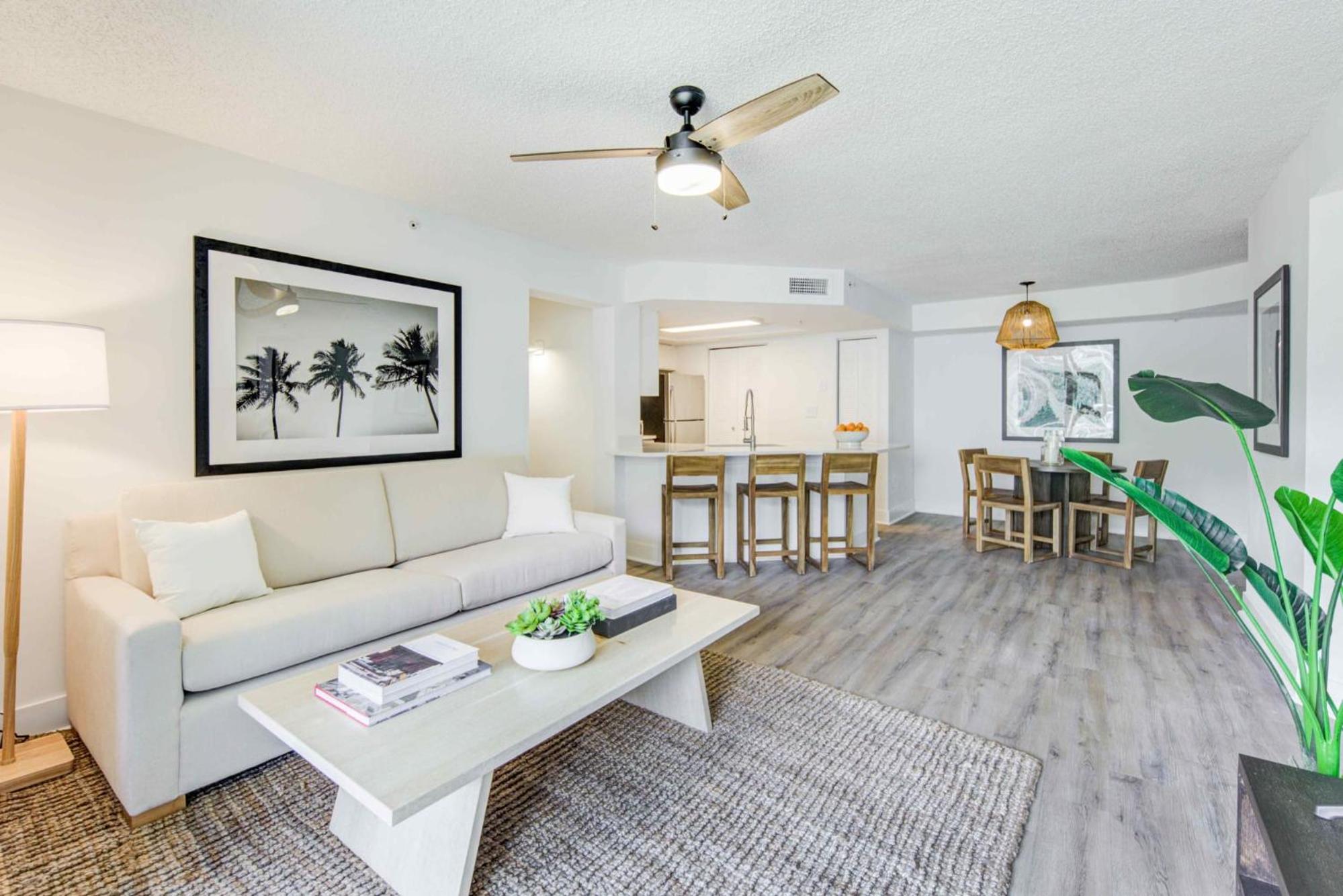 Three-Bedroom Apartment (Self Check-in with Virtual Front Desk) photo 2