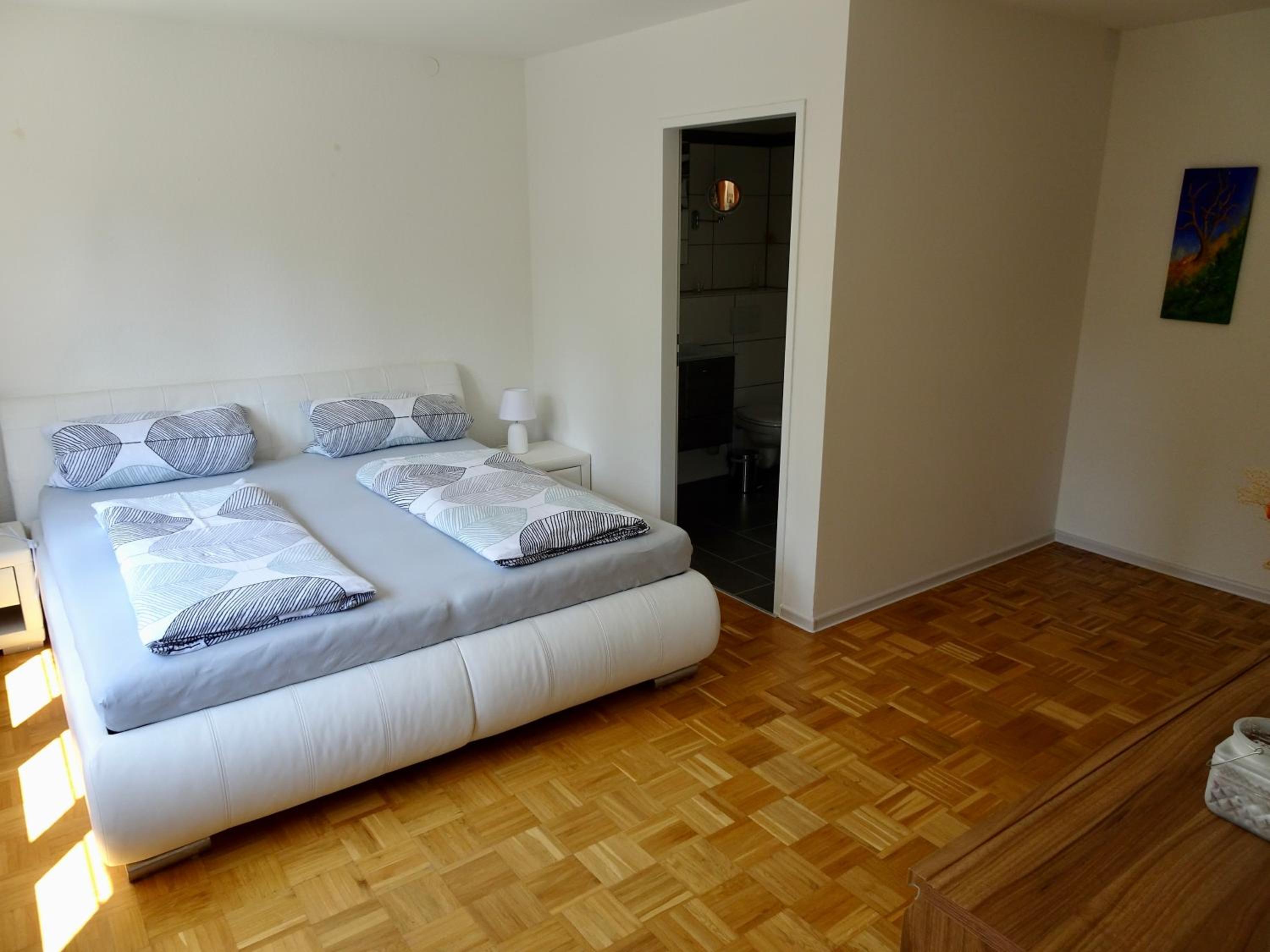 One-Bedroom House photo 1