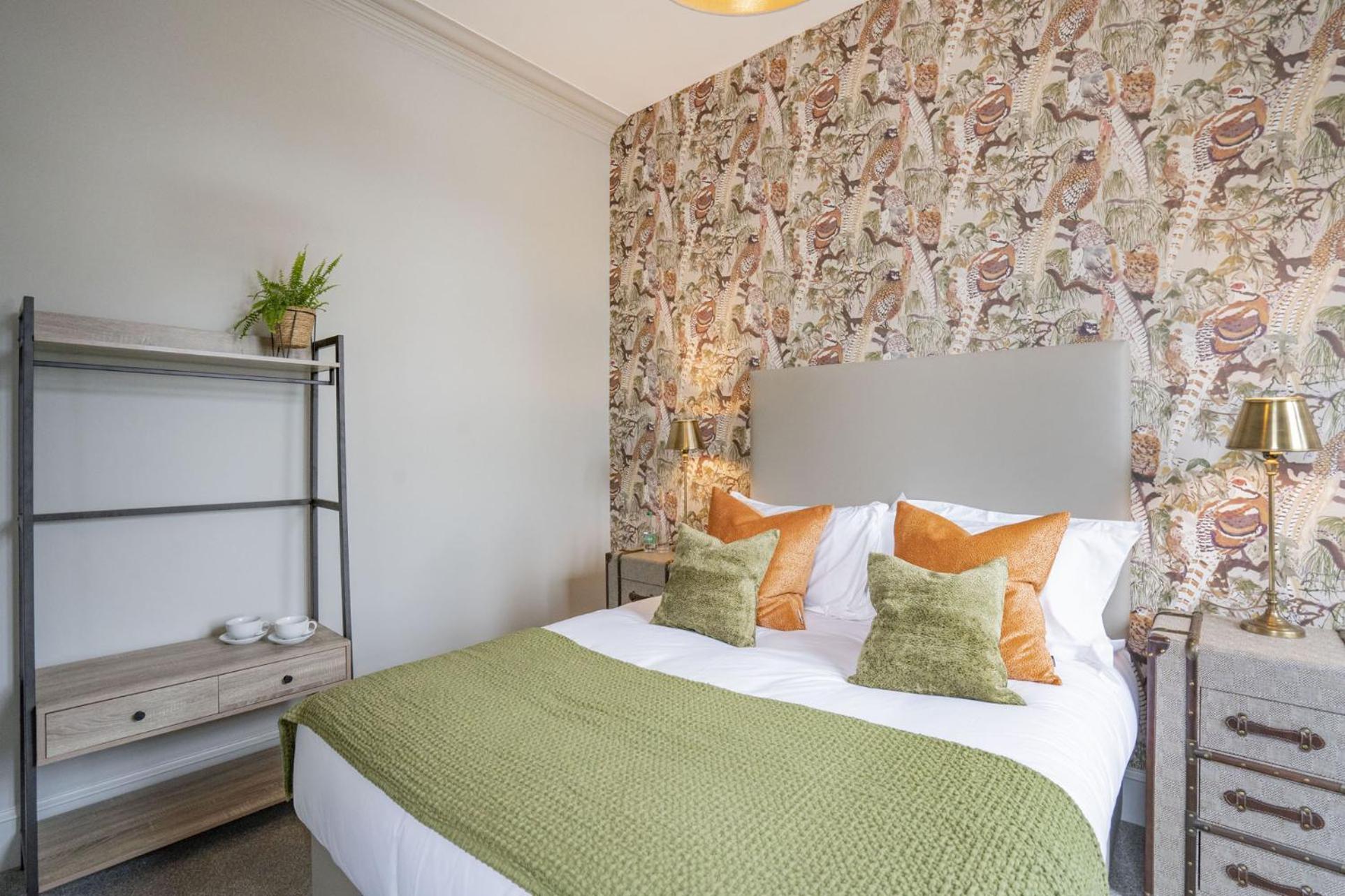 Standard King Room photo 1