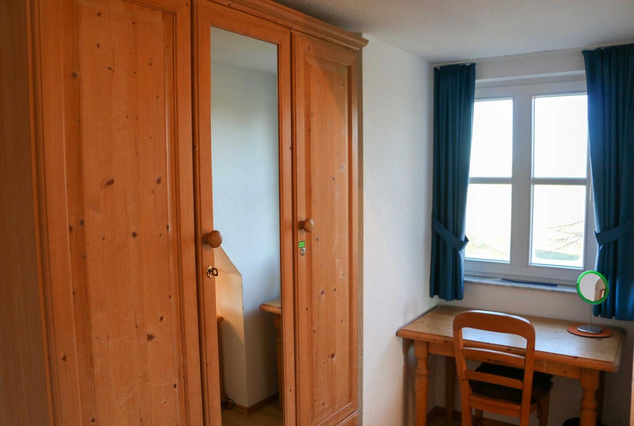 Two-Bedroom Apartment with Terrace photo 2