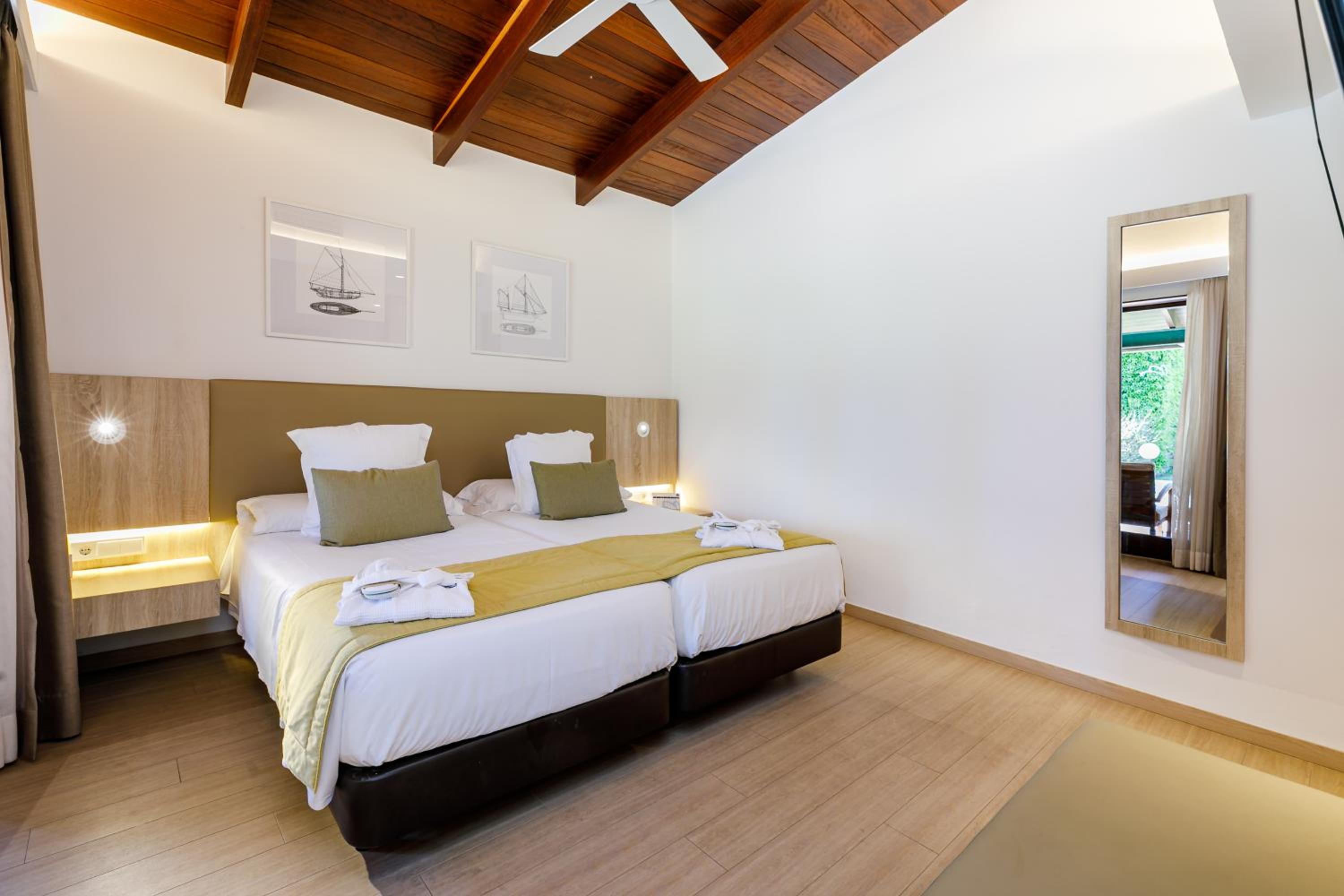 Village Suite - Photo 1