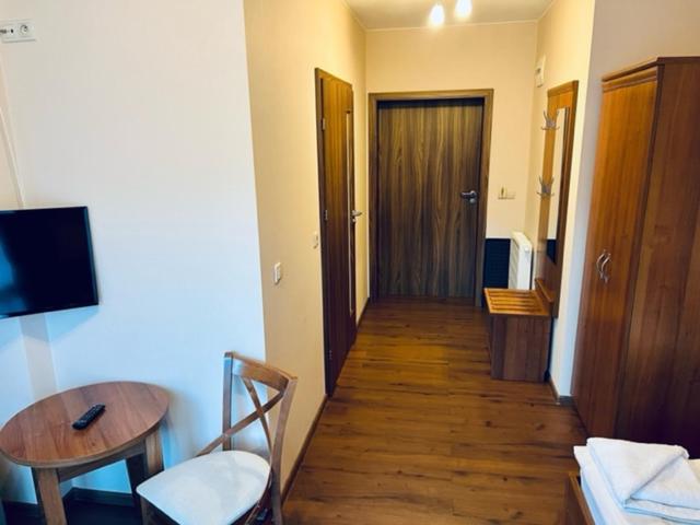 Large Single Room