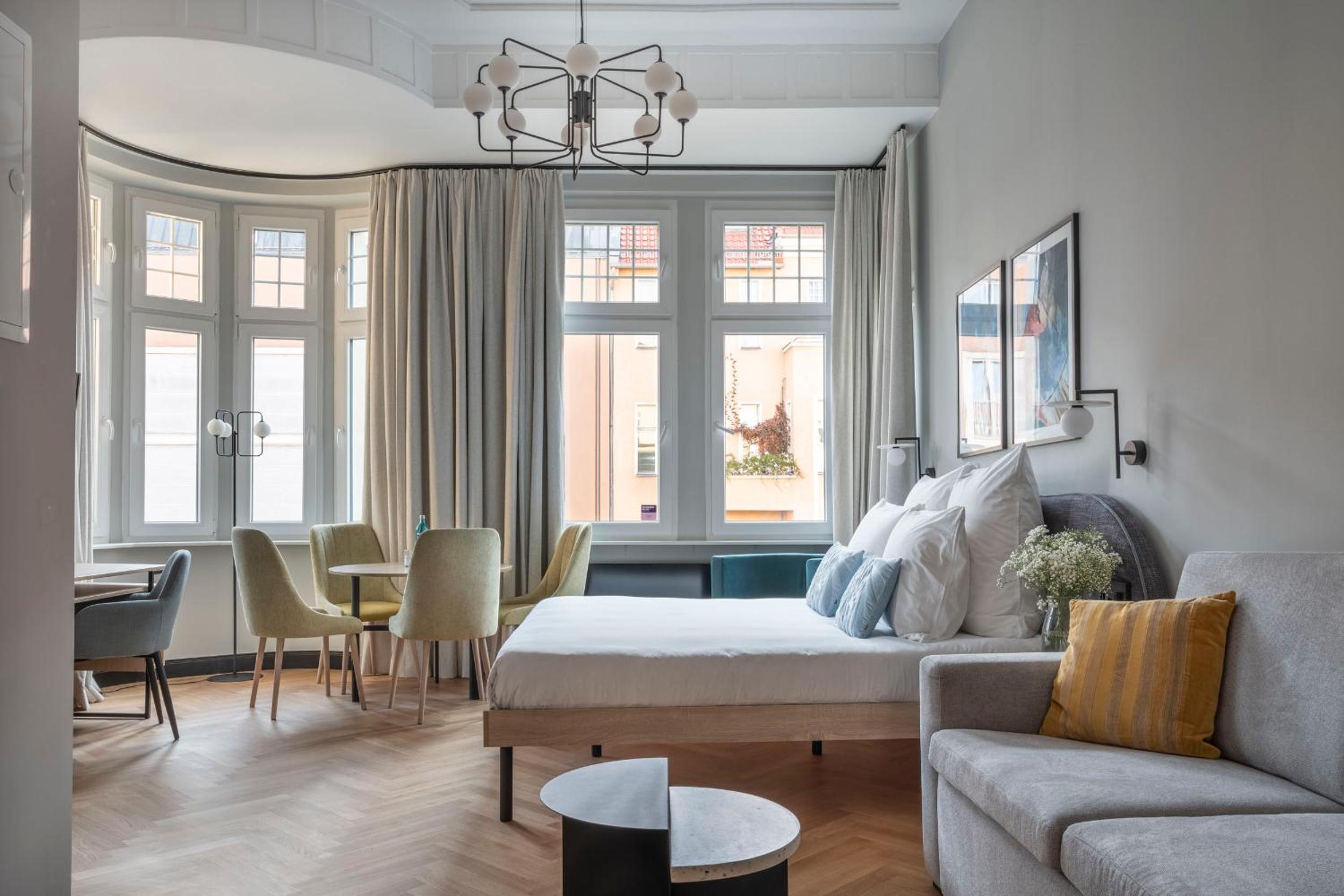 Large Studio with Kitchenette and Sofa Bed photo 1