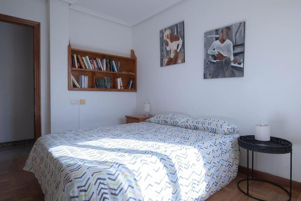 Three-Bedroom Apartment photo 2