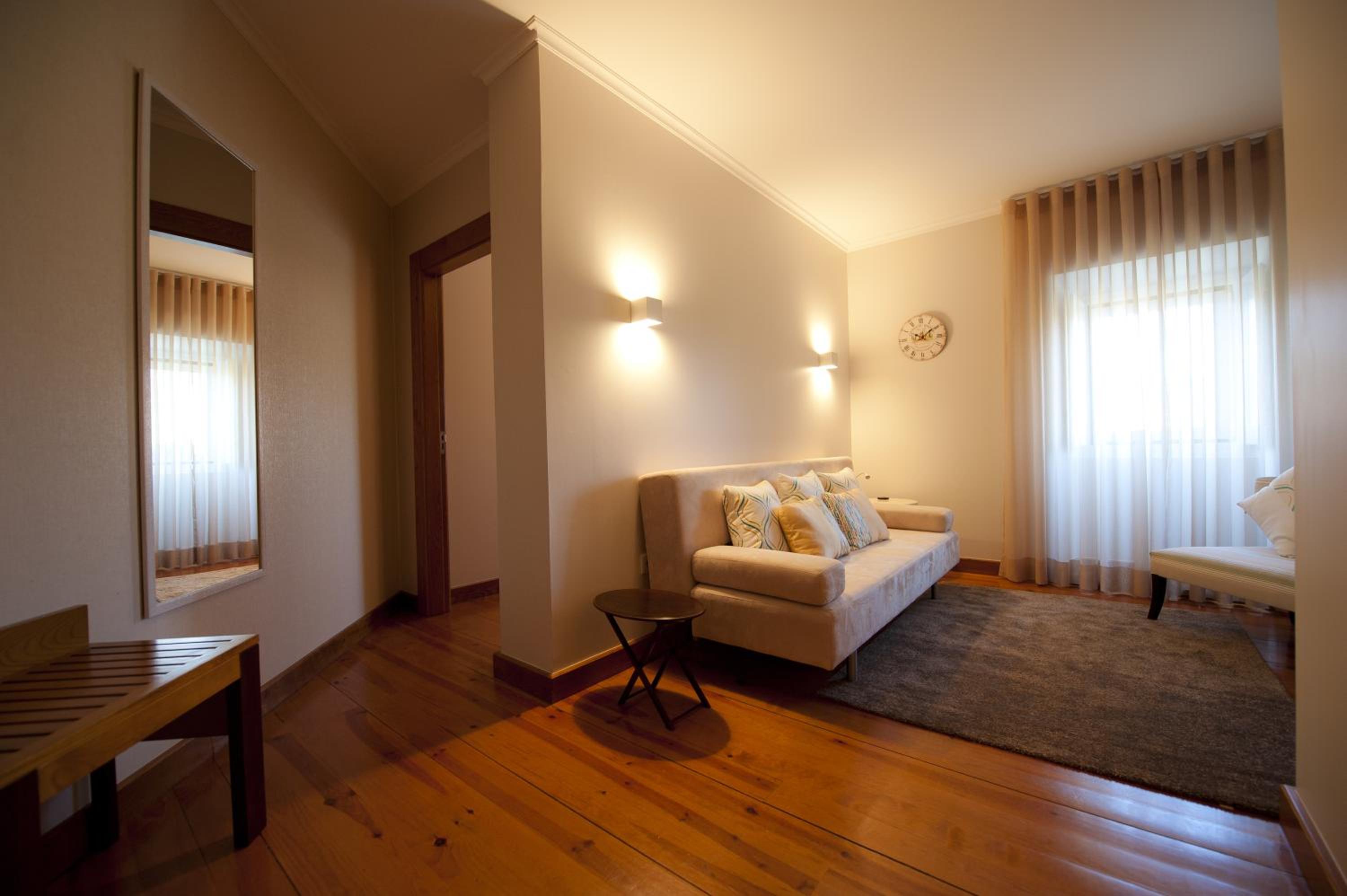 Suite - Photo 6