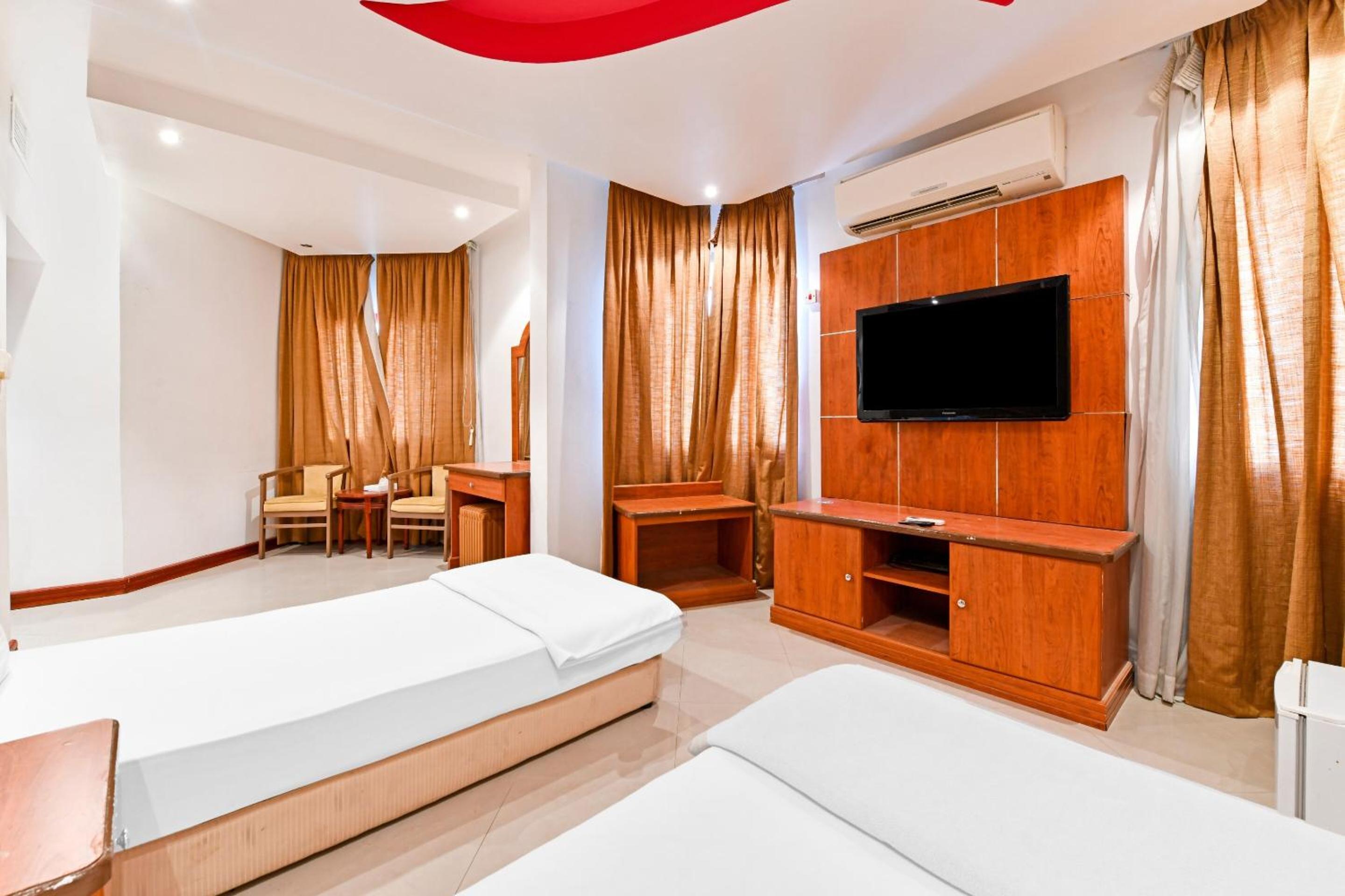 Deluxe Twin Room - Photo 7