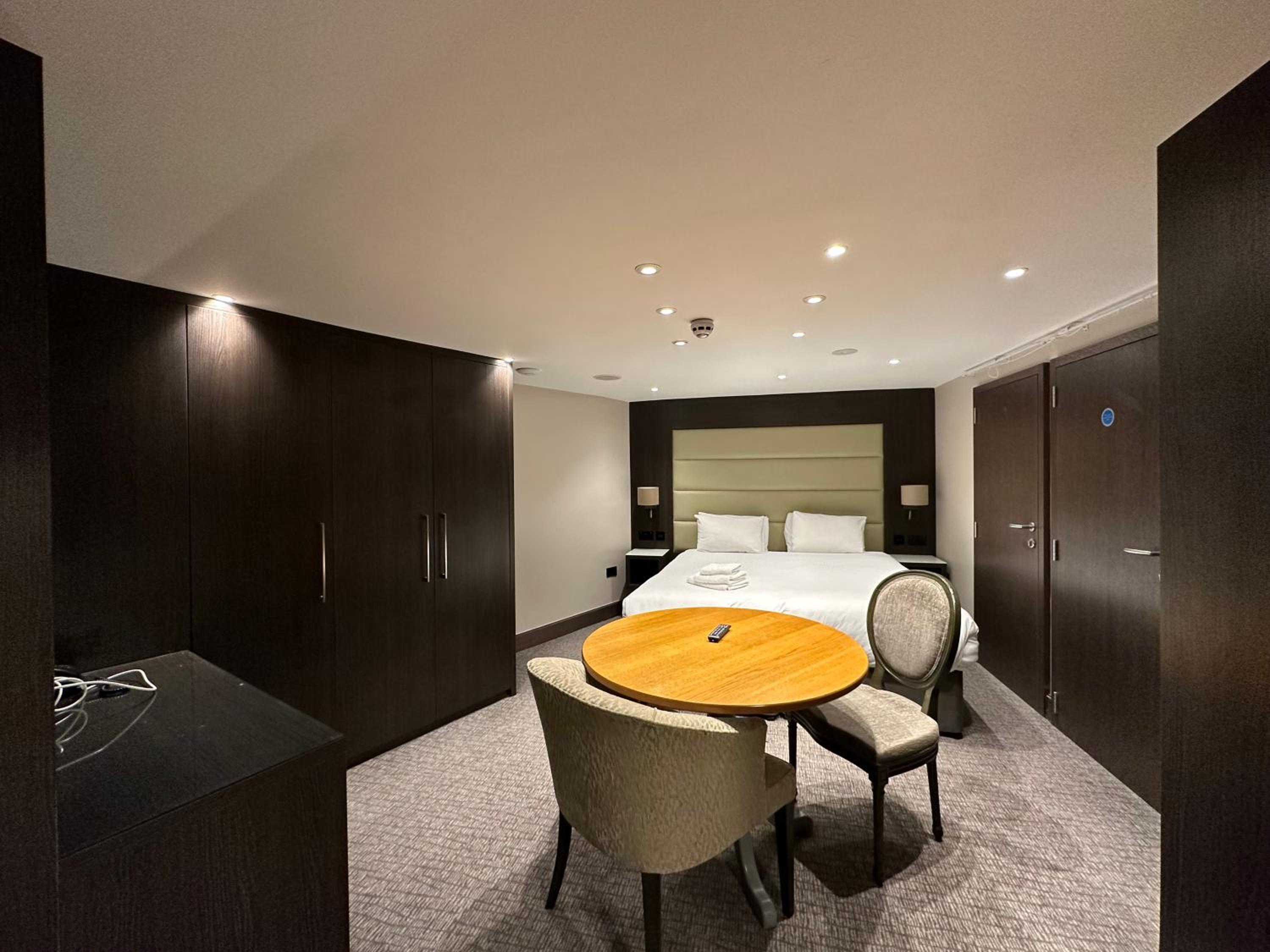 Superior Double Room (No Window/LG floor) photo 1