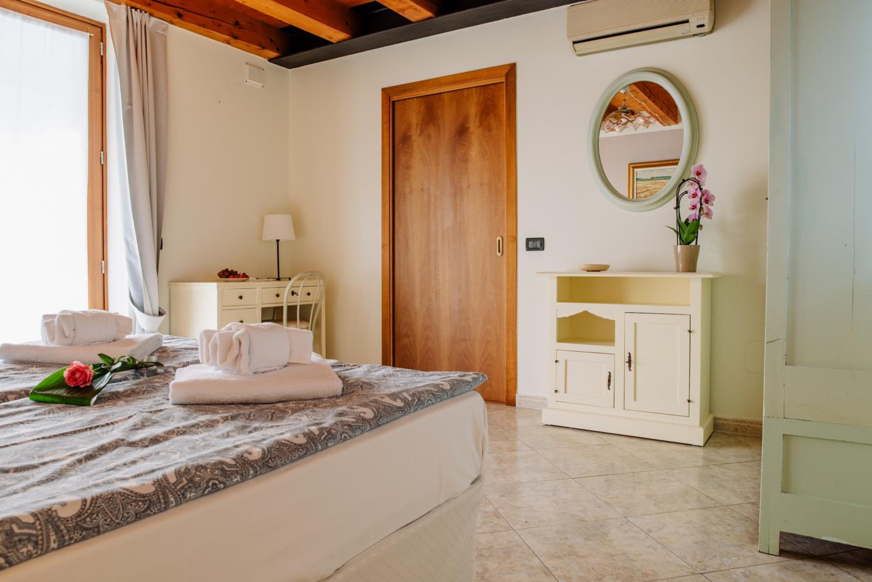 Double or Twin Room photo 1