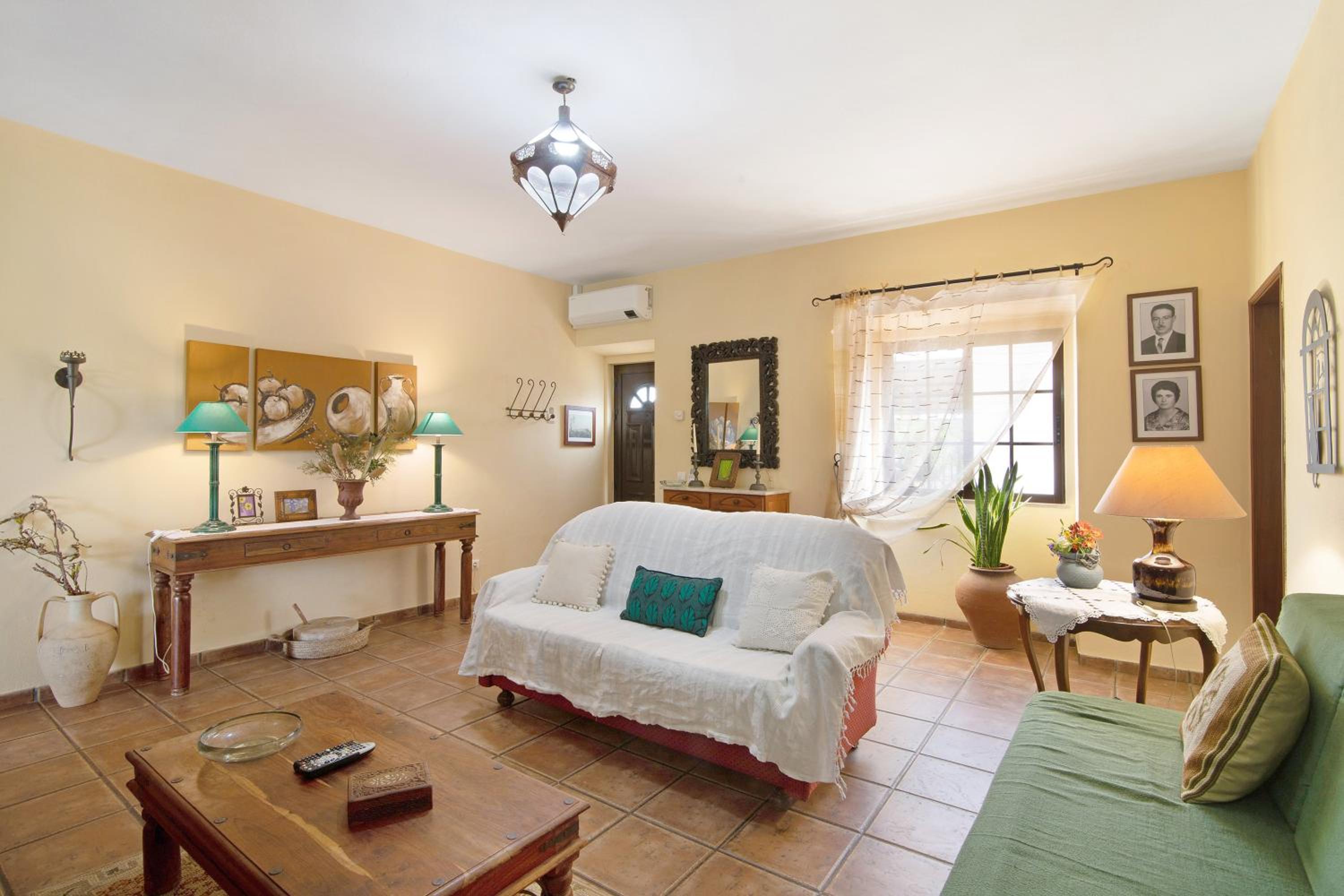 Three-Bedroom House photo 2