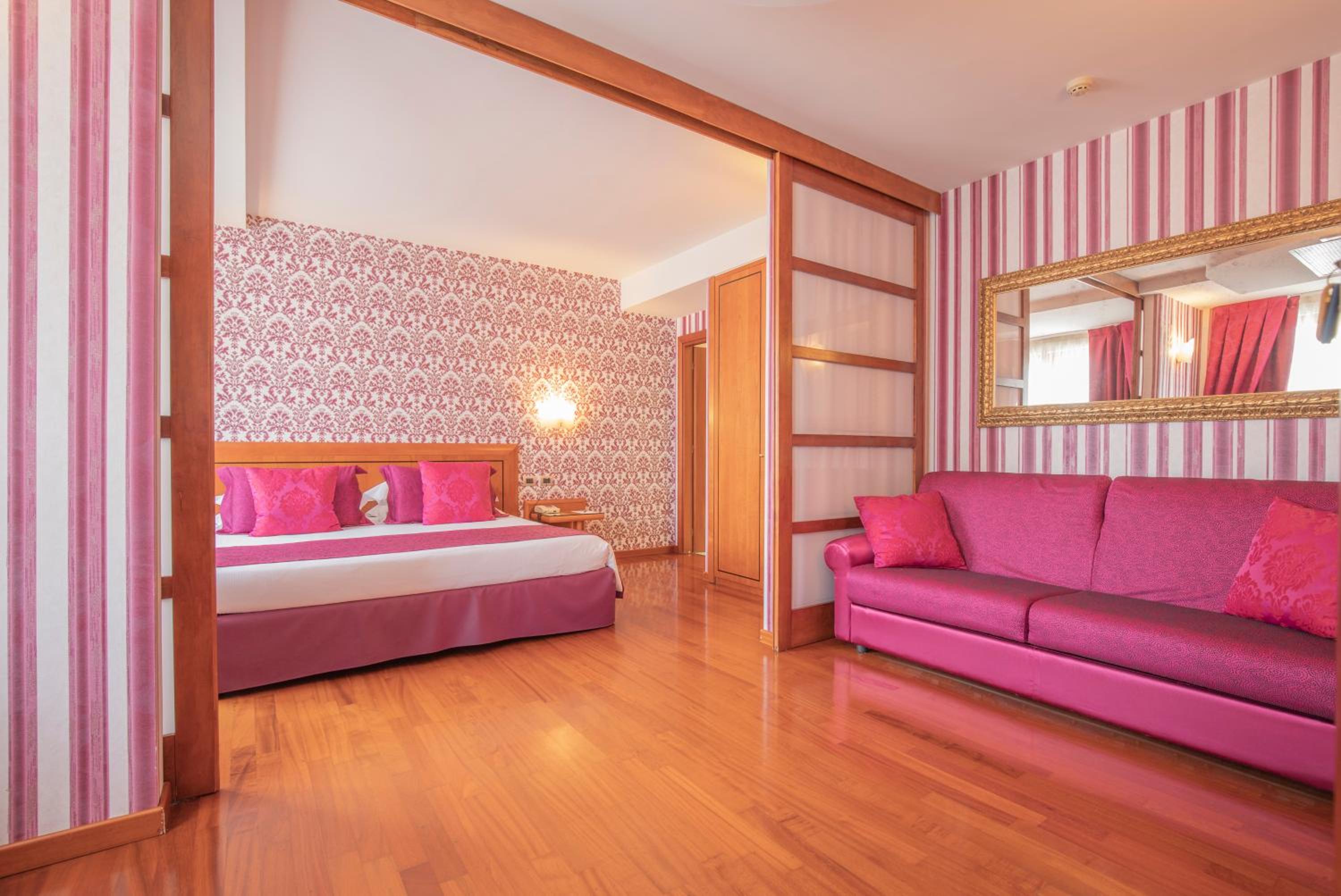 Junior Suite - Photo 5