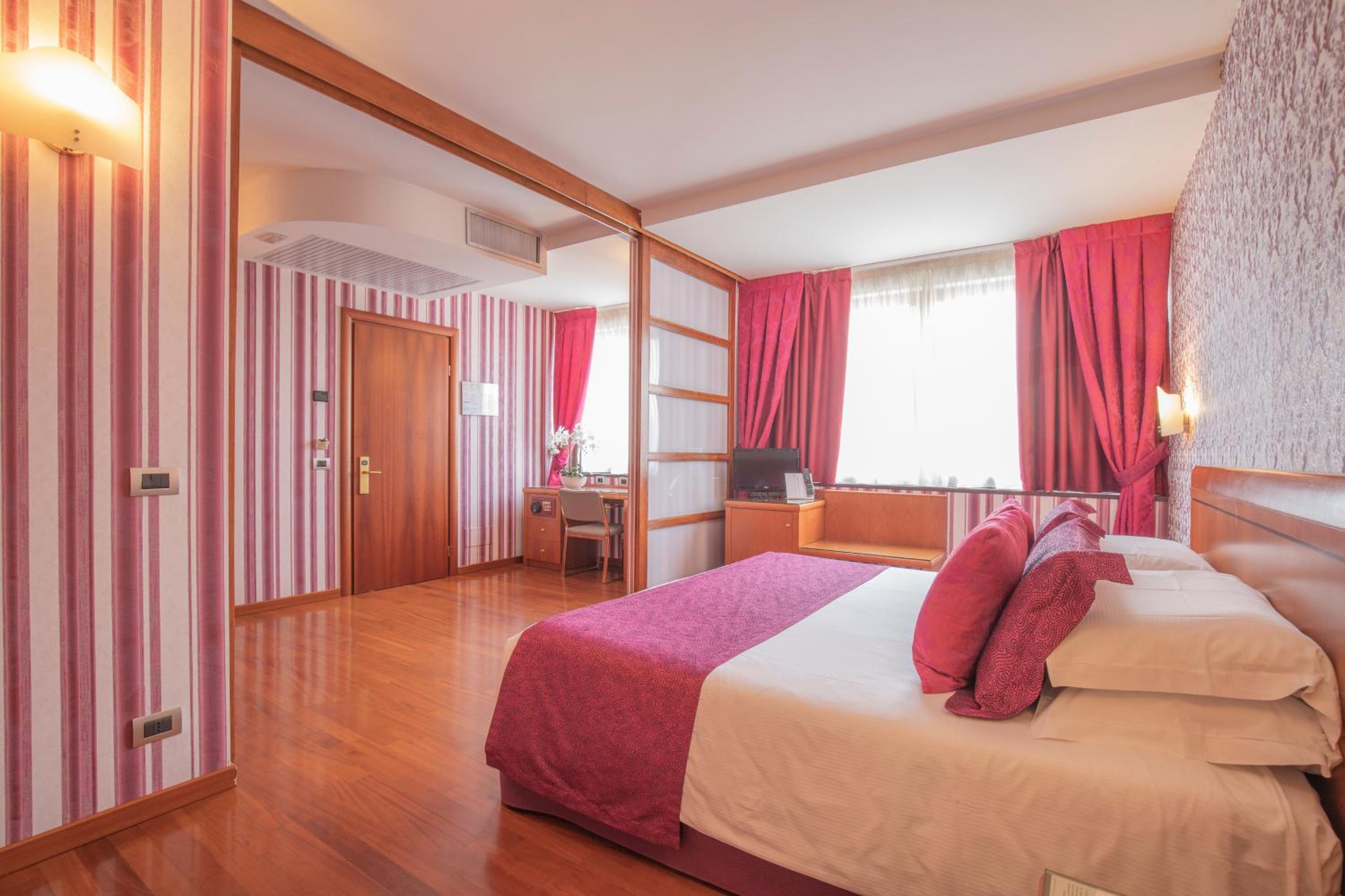 Junior Suite - Photo 4