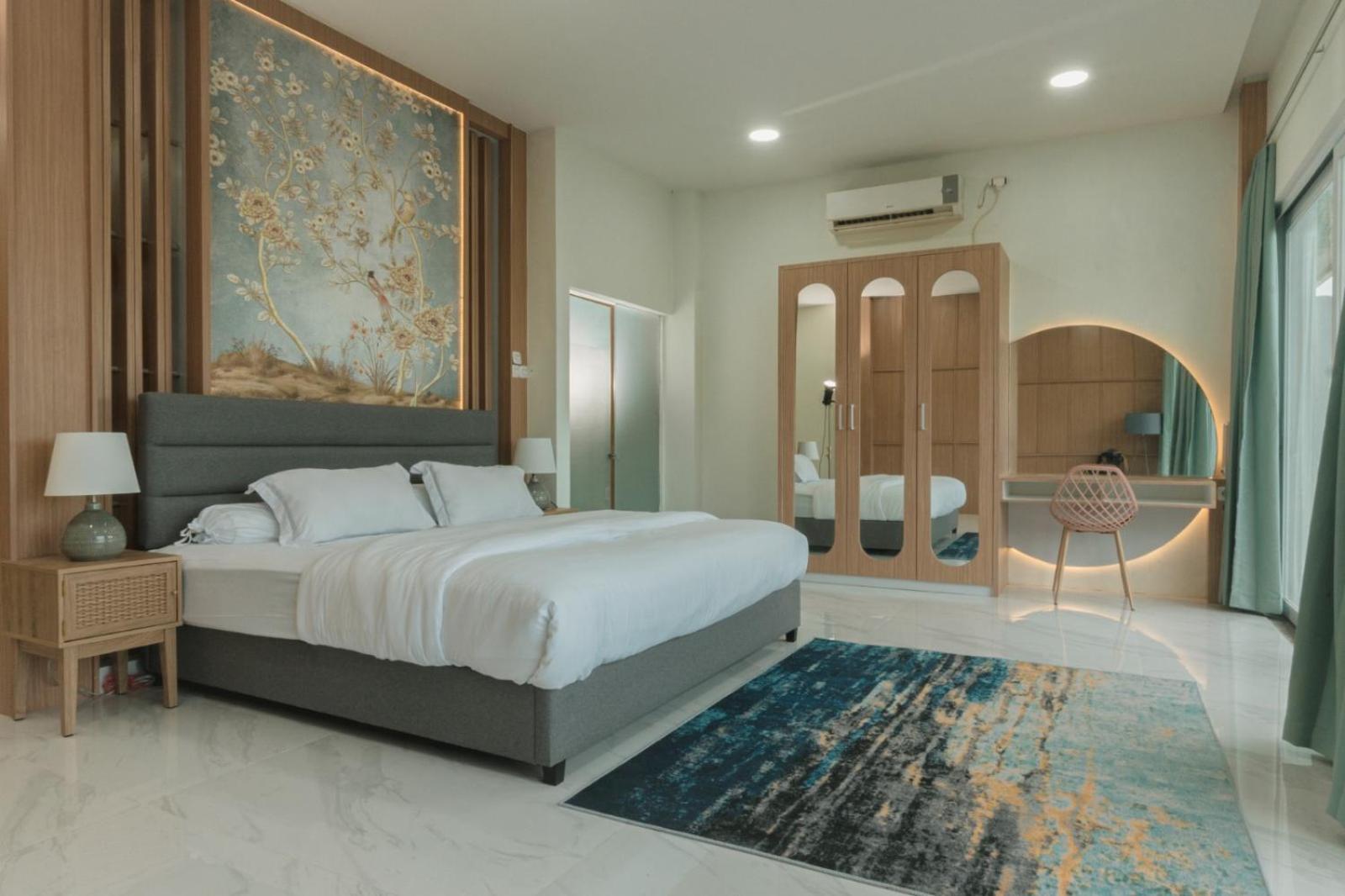 Junior Suite with Mountain View
