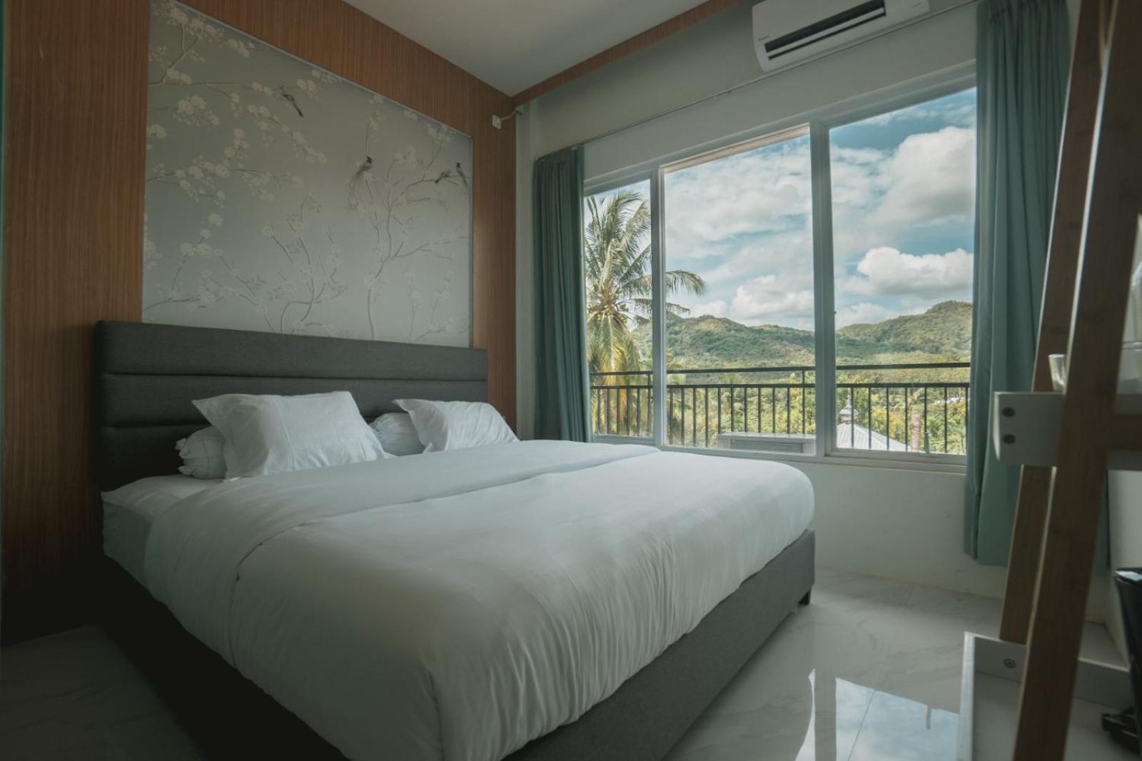 Standard King Room