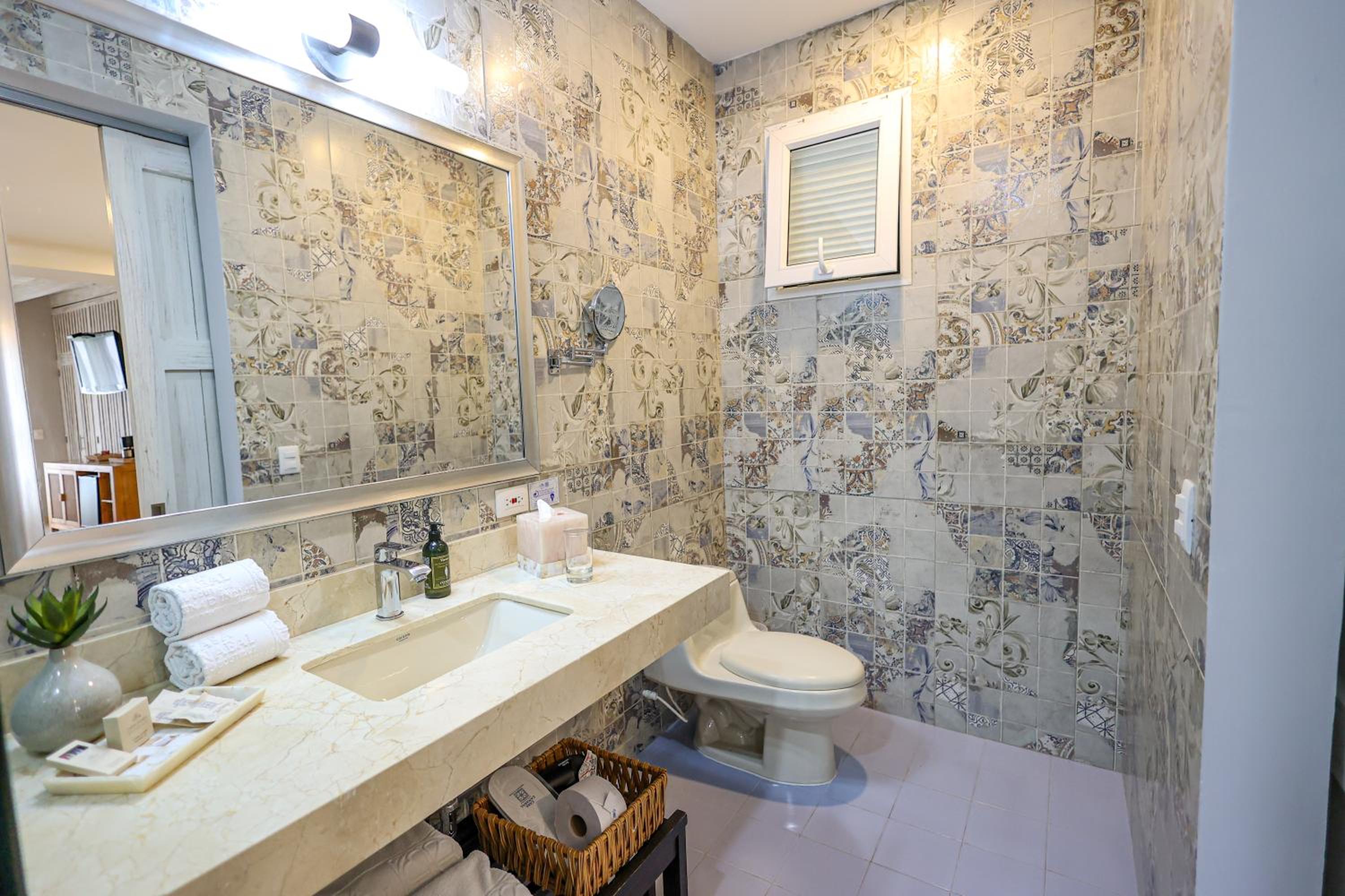 Duplex Suite - Photo 5