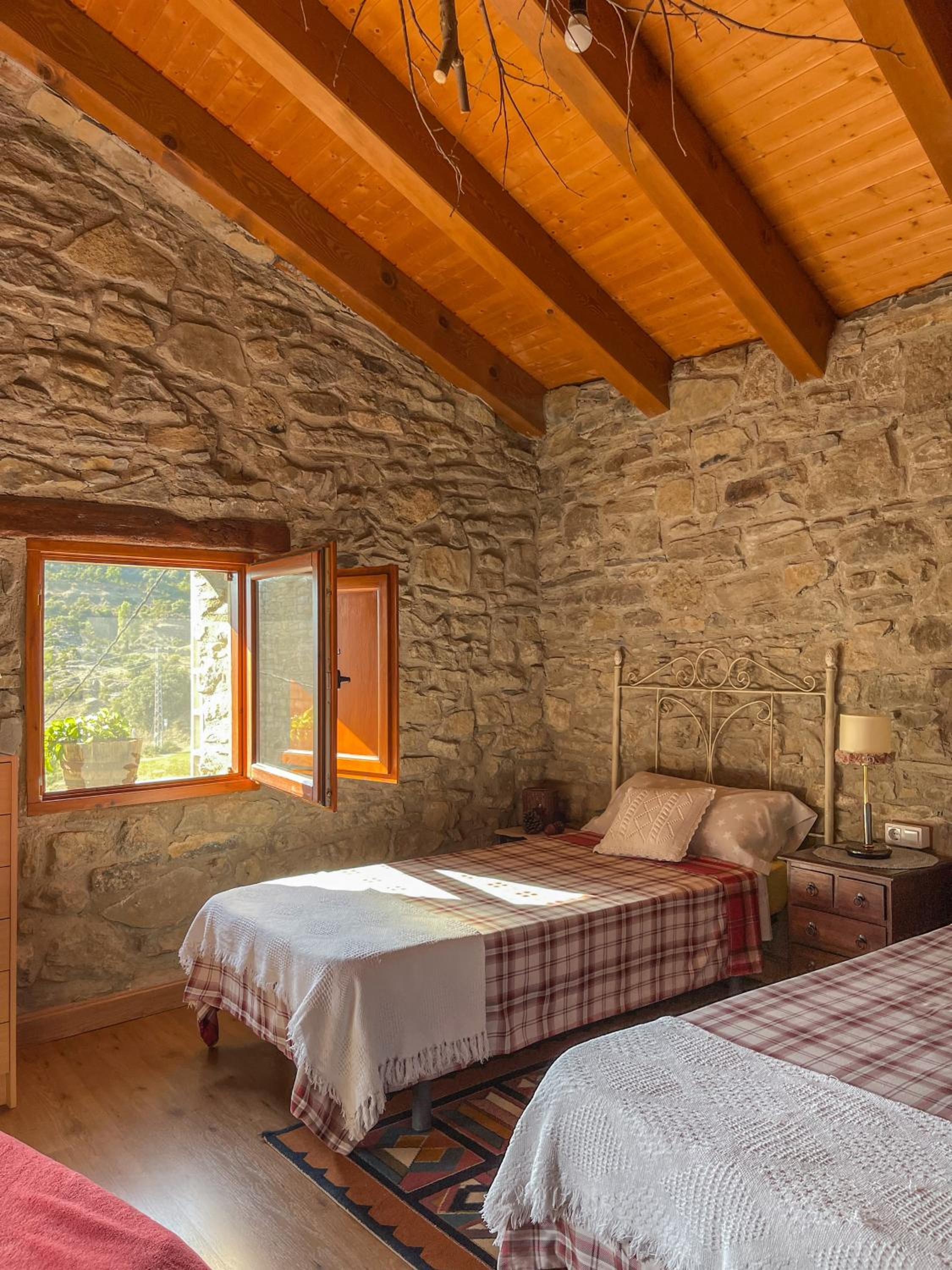 Habitación familiar con baño