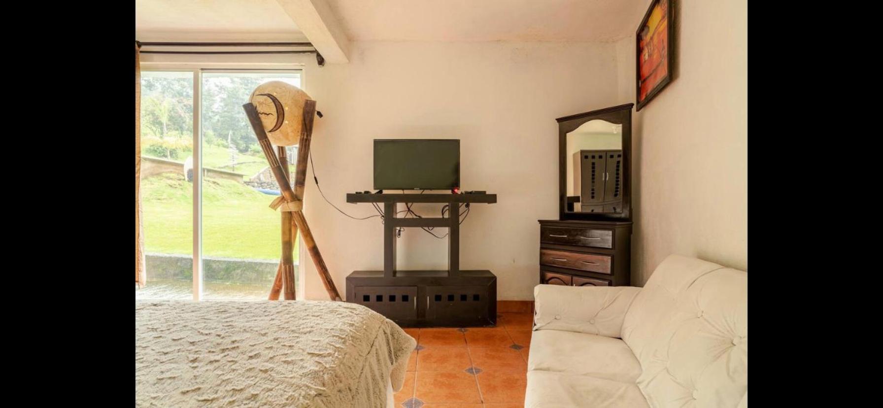 Family Double Room - Photo 1