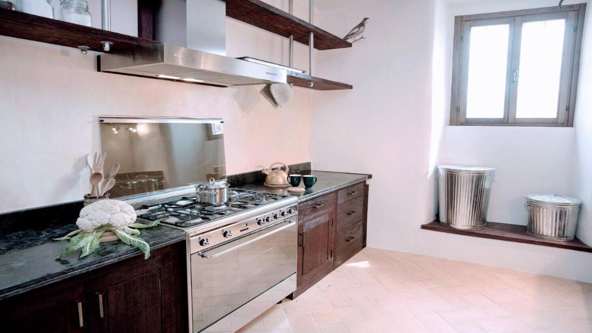Villa photo 3