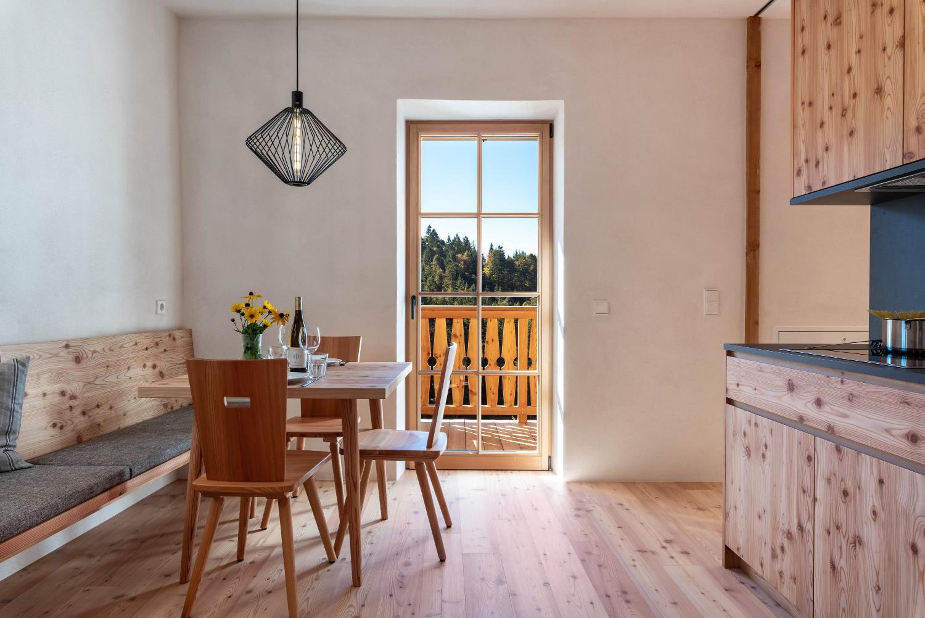 Two-Bedroom Deluxe Apartment with Garden View photo 2