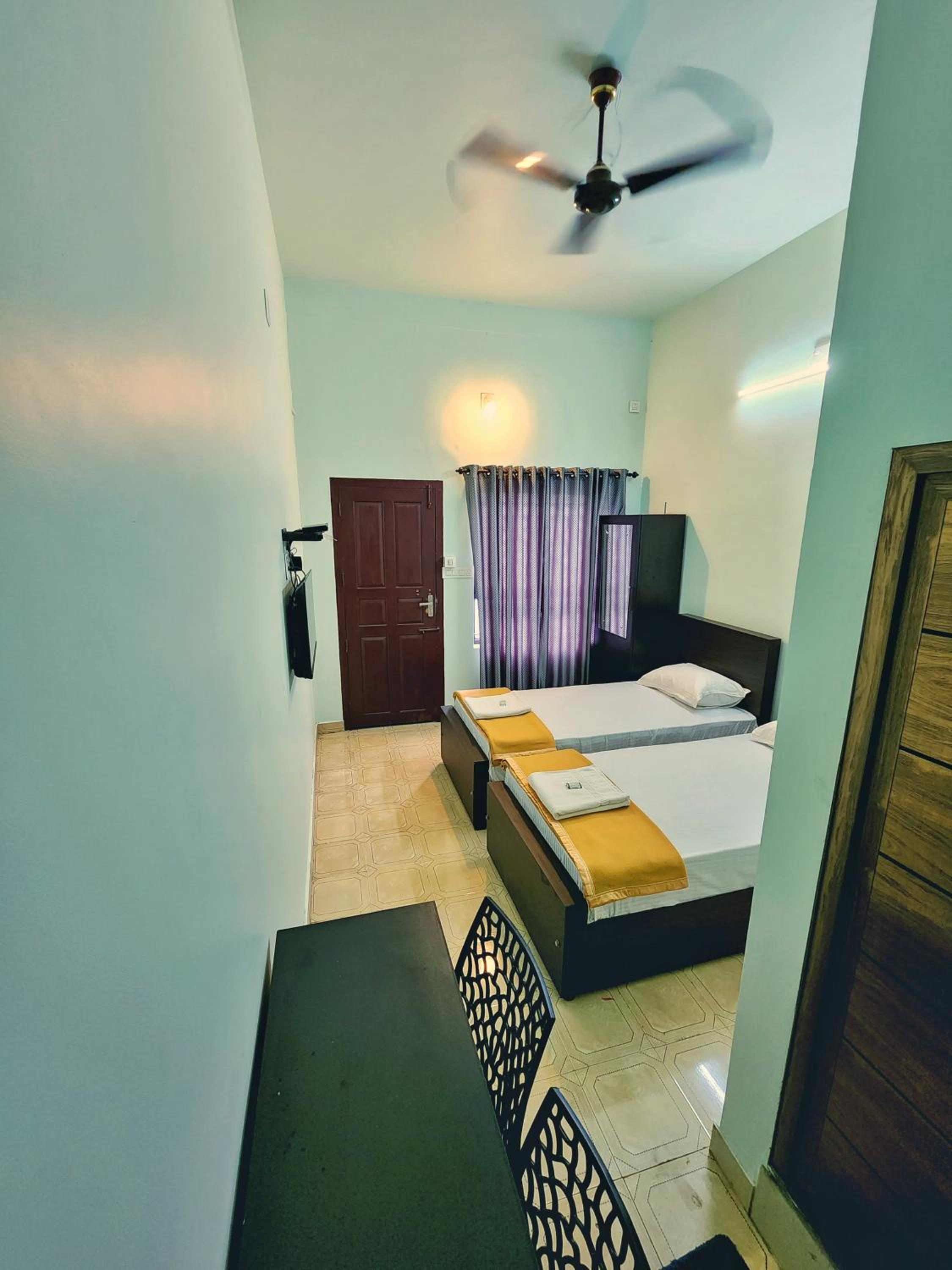 Twin Room photo 2