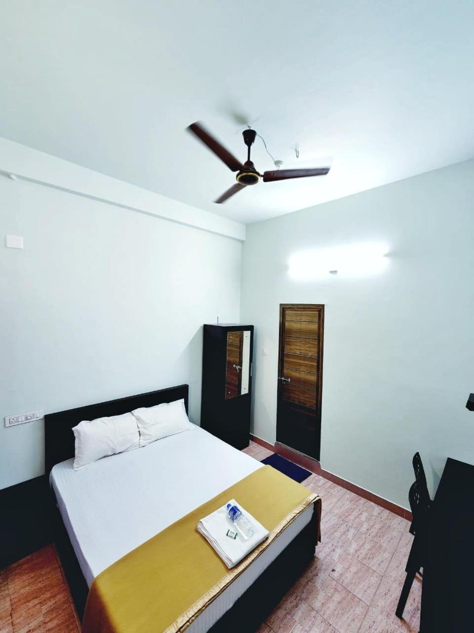 Queen Room - Photo 1