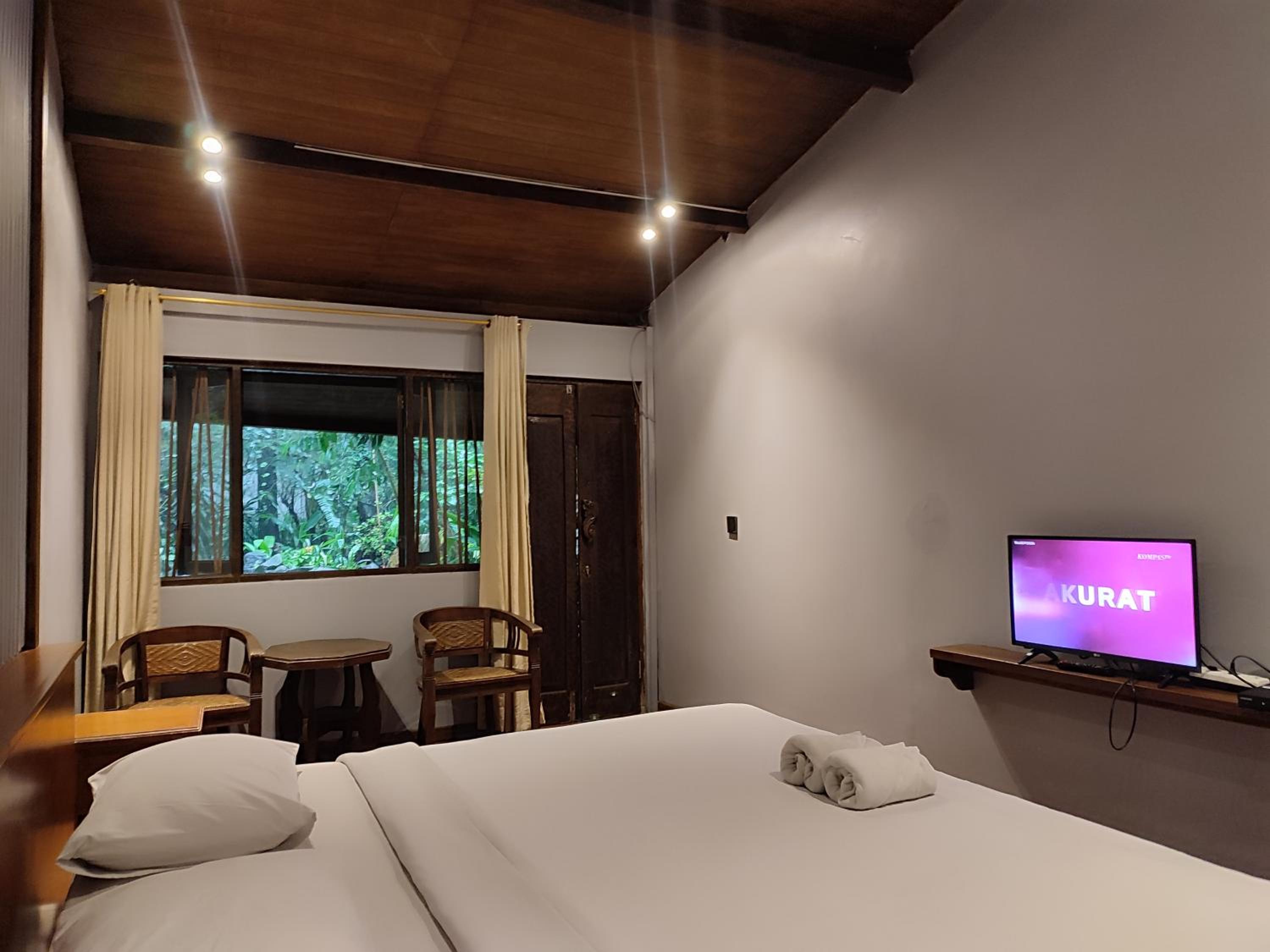 Serenity Double Room - Photo 8