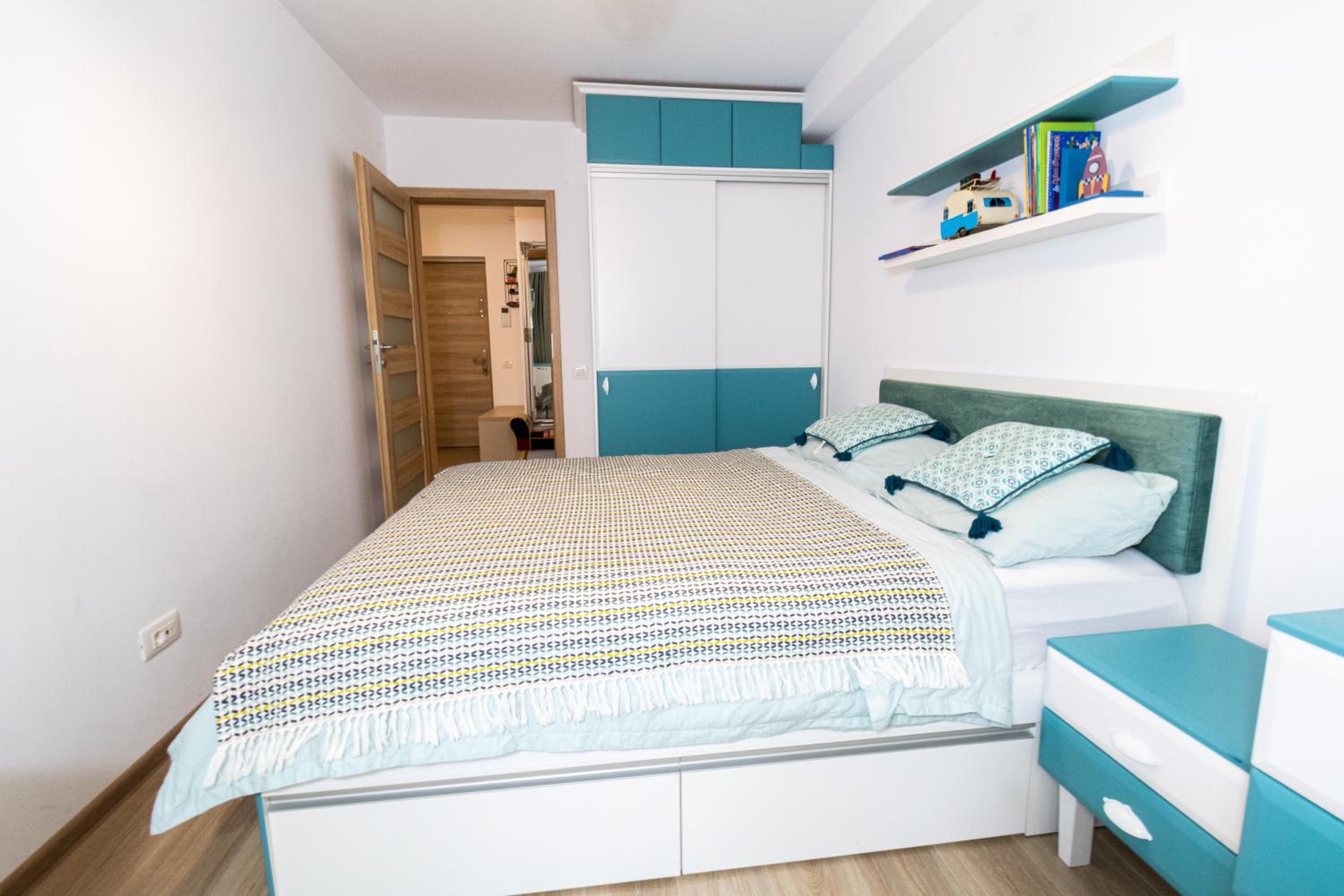 Two-Bedroom Apartment - Photo 3