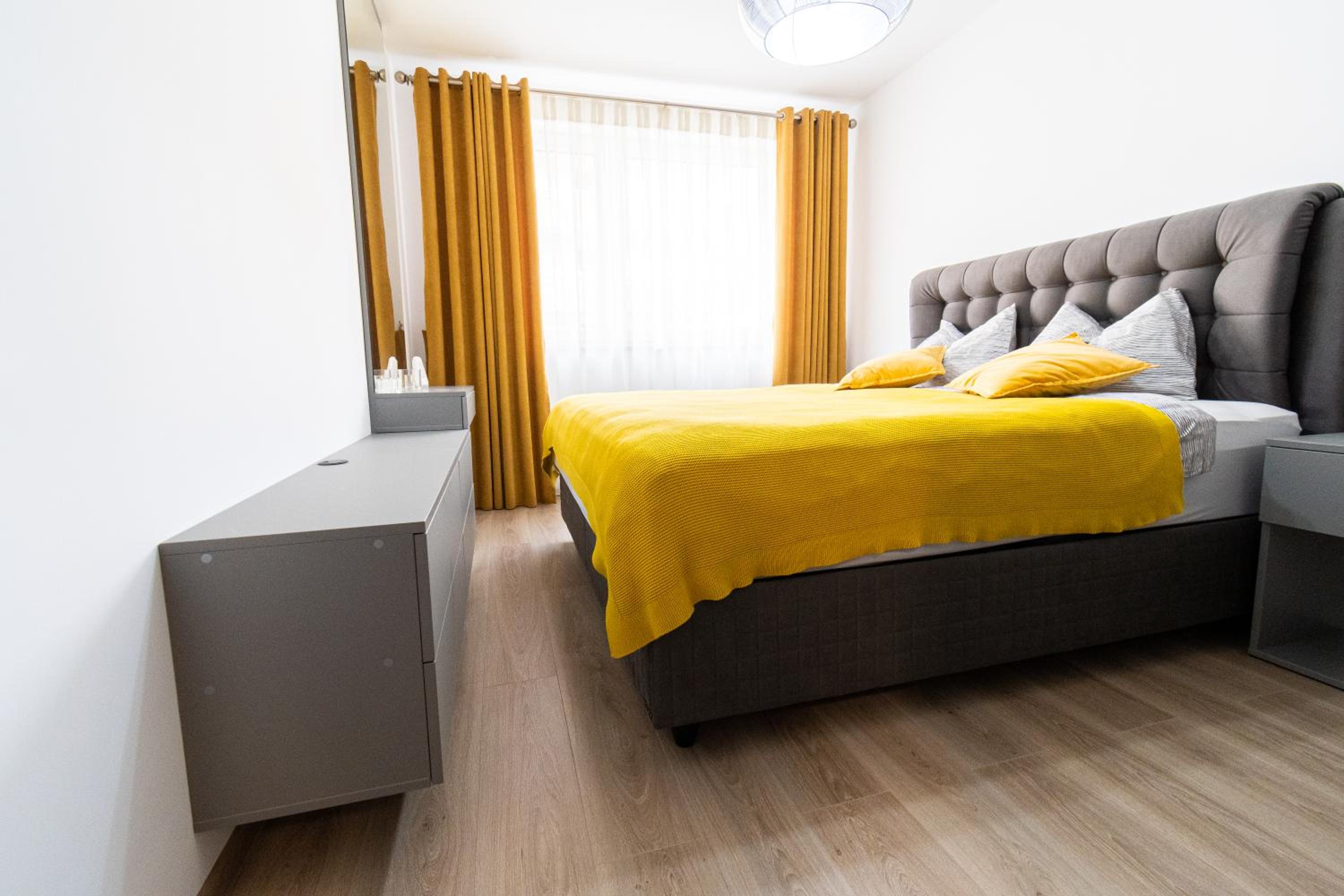 Two-Bedroom Apartment - Photo 19