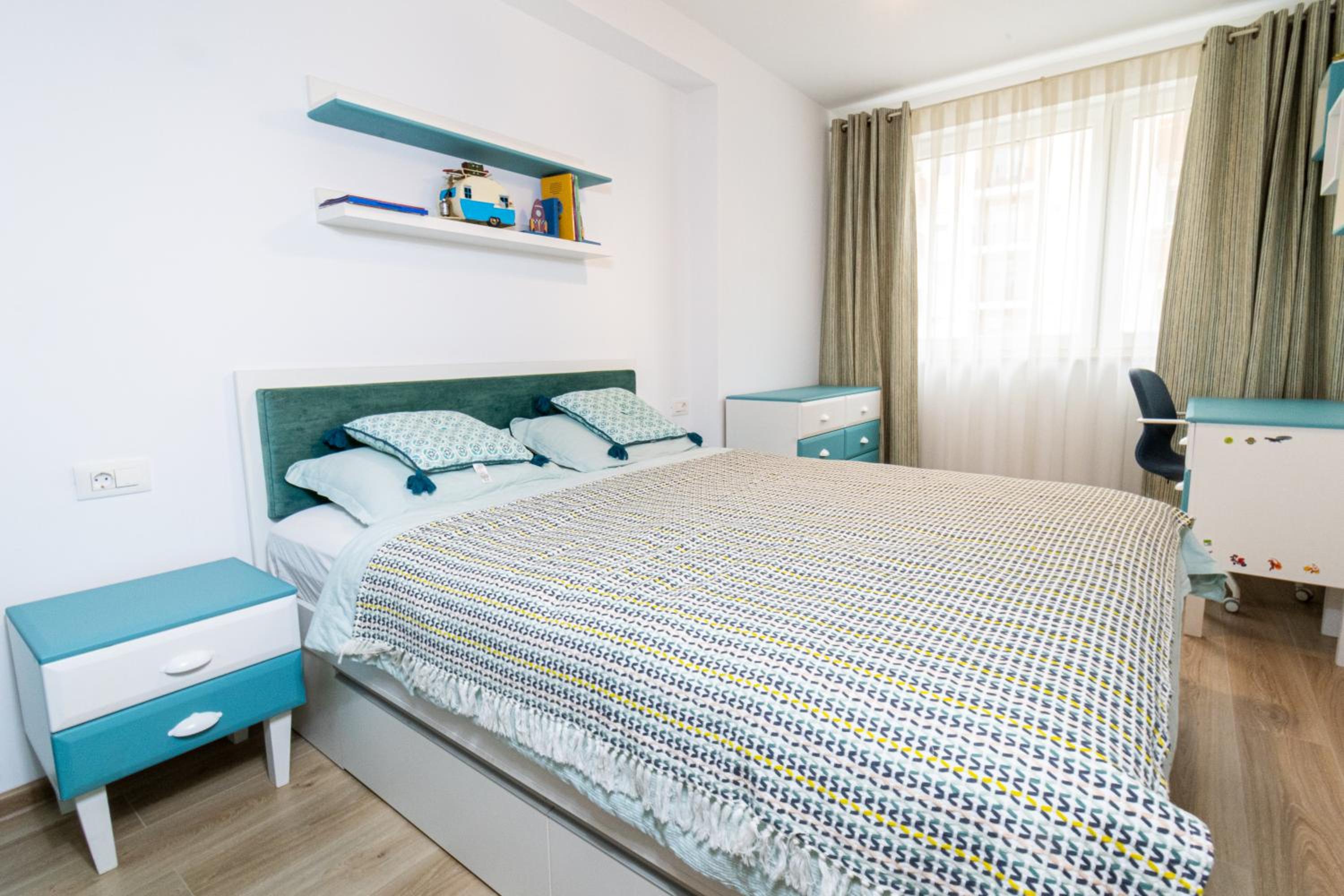 Two-Bedroom Apartment - Photo 22