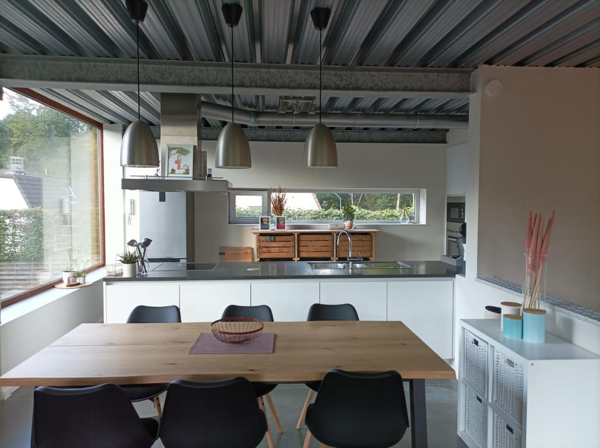 Three-Bedroom House photo 3