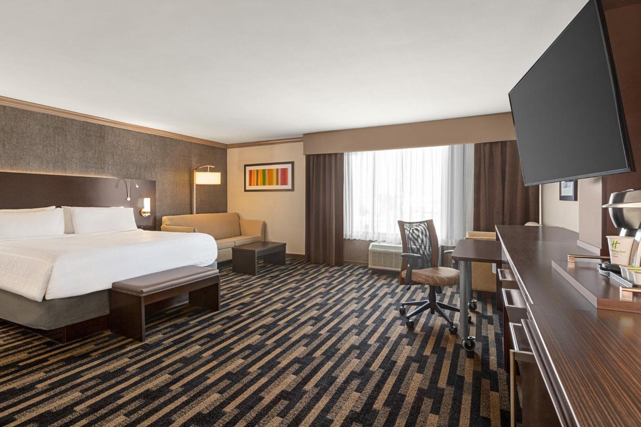 King Suite with Sofa Bed - Photo 7
