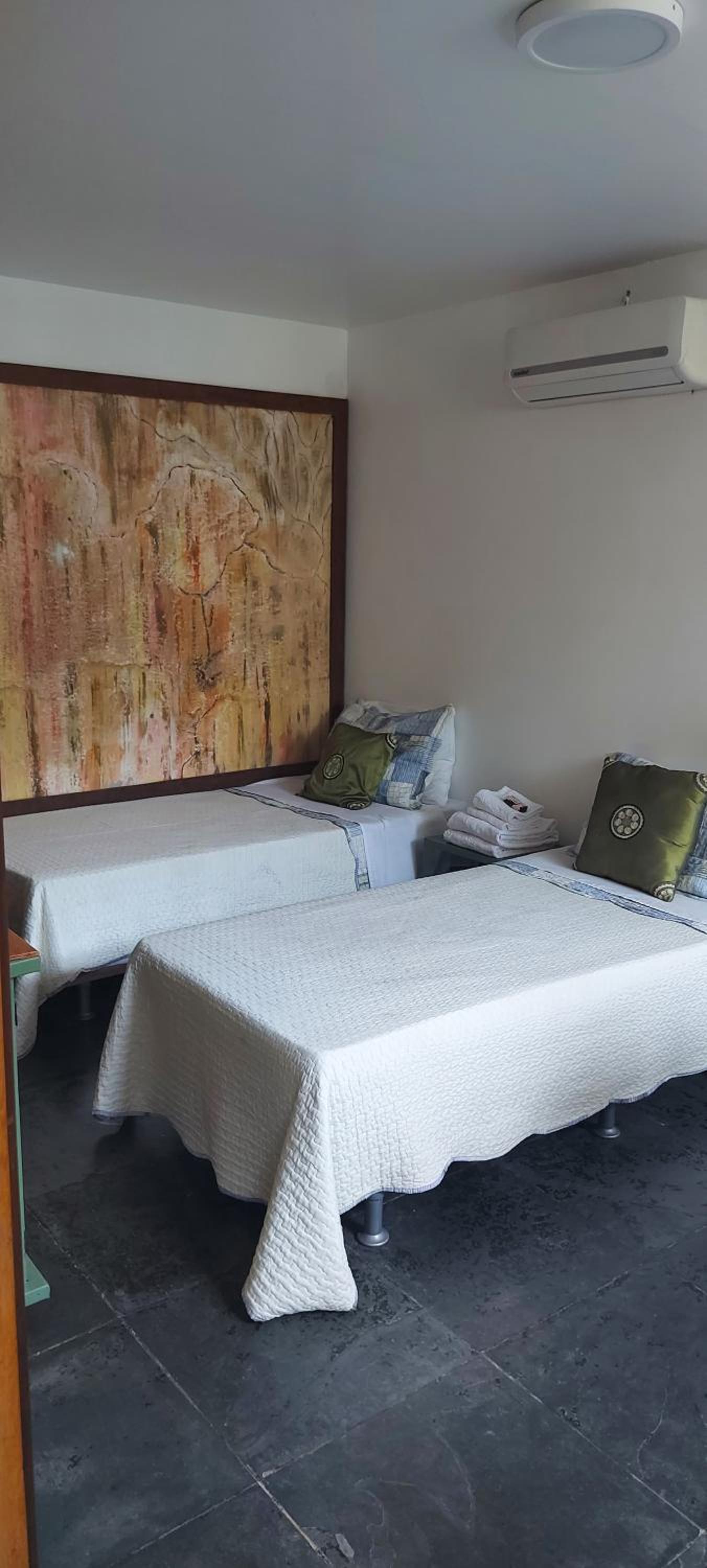 Double Room - Photo 5