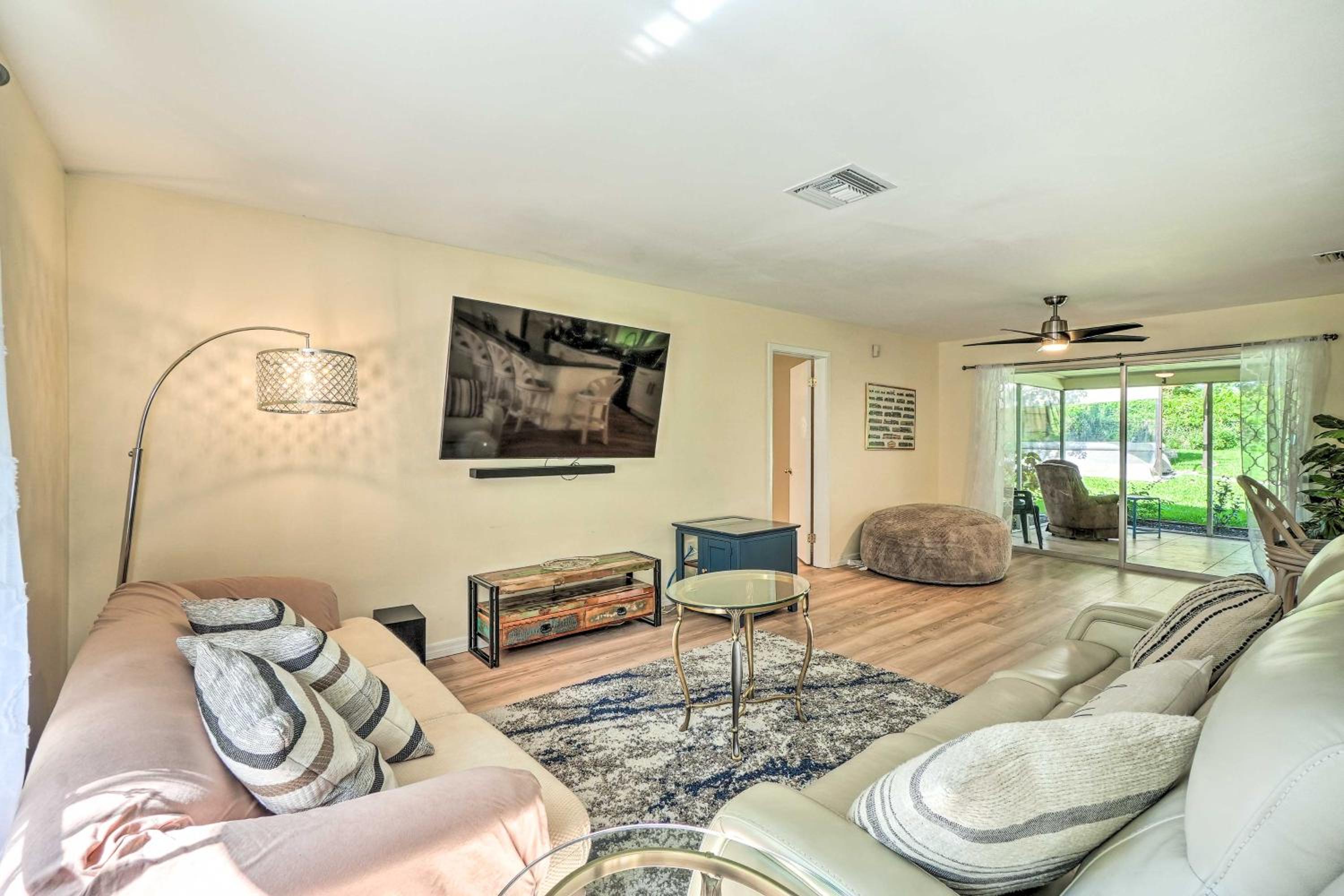 Four-Bedroom House - Photo 11