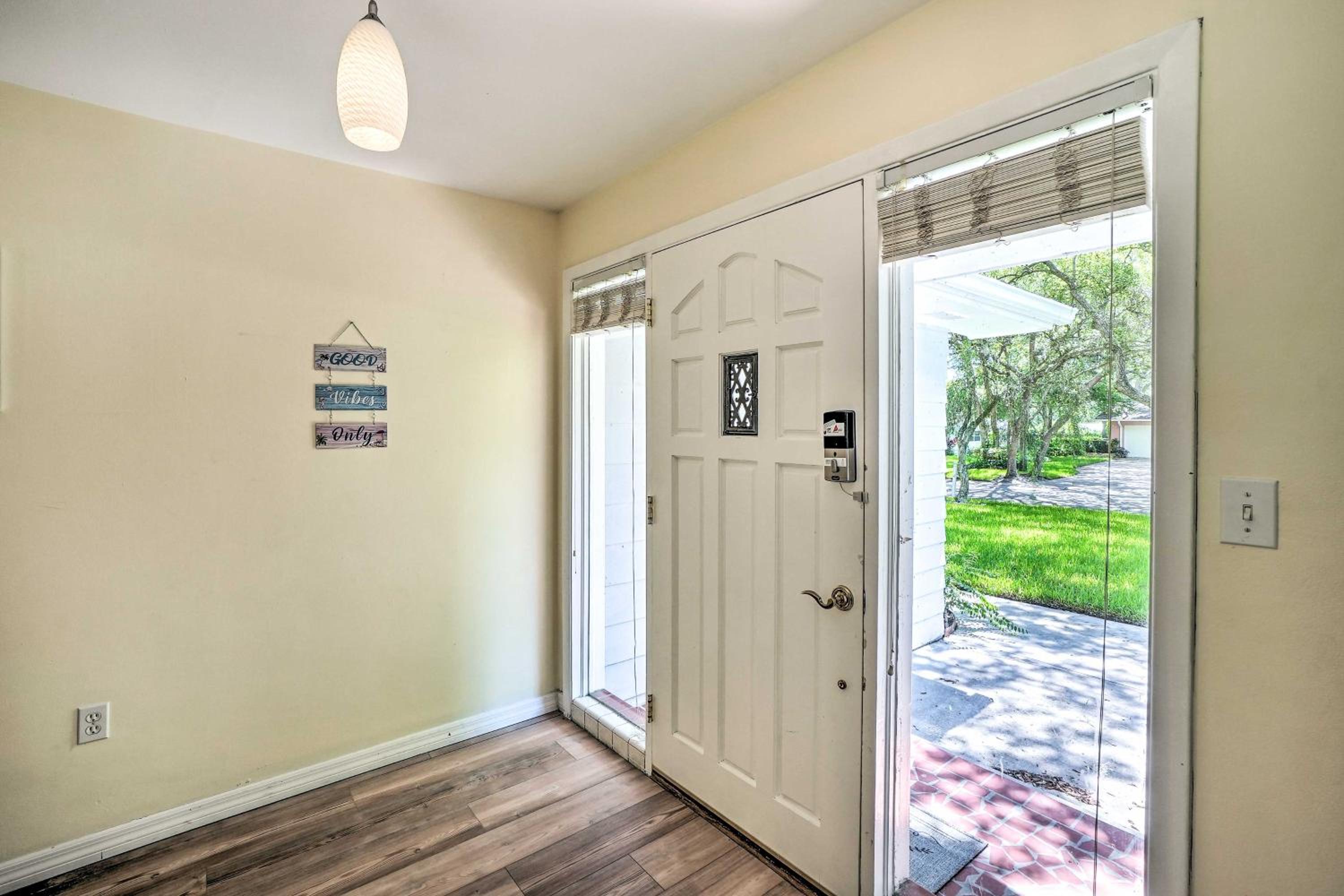 Four-Bedroom House - Photo 15