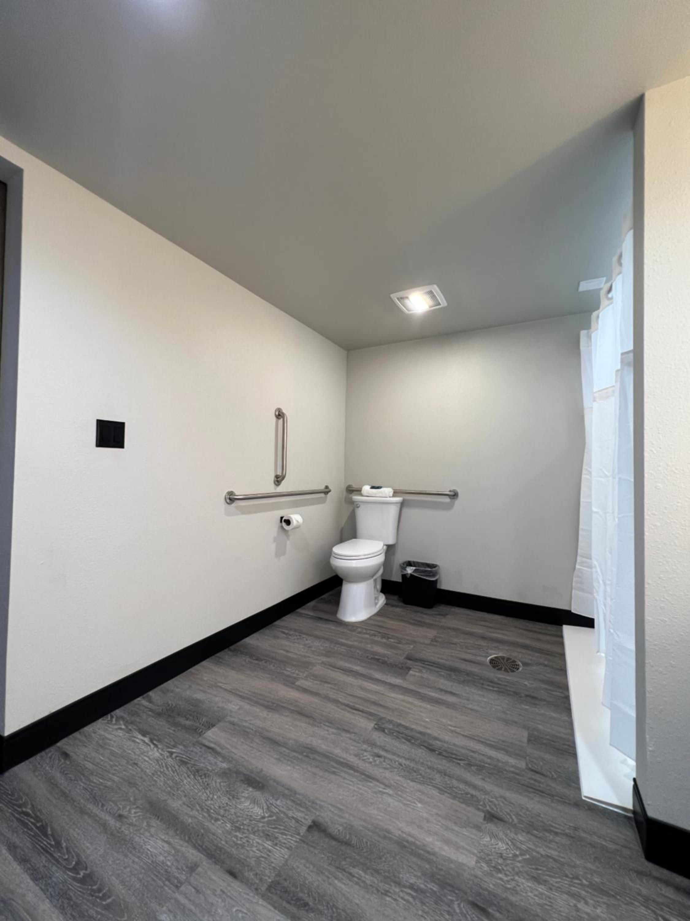 Studio - Disability Access photo 3