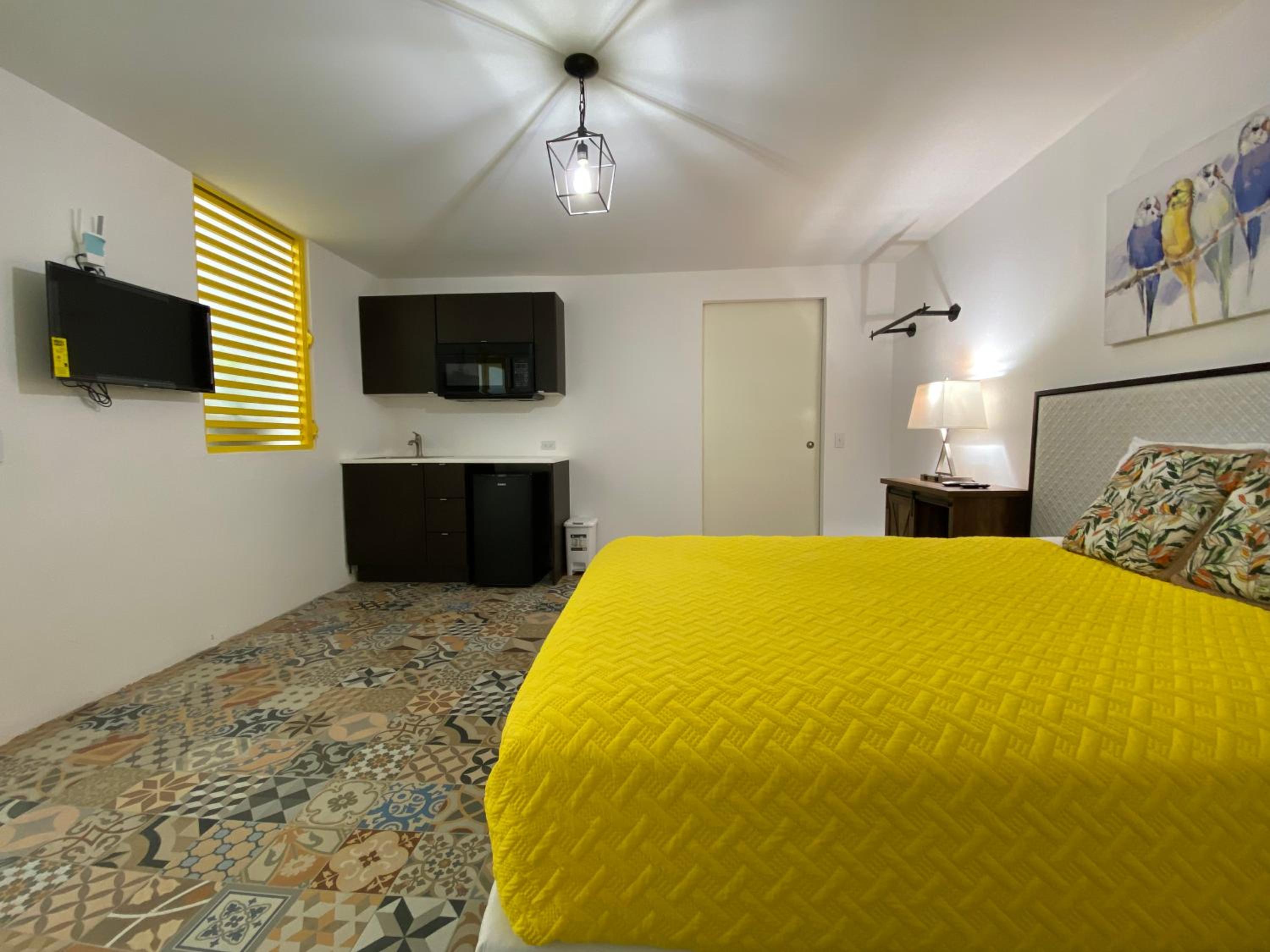Queen Room - Disability Access photo 2