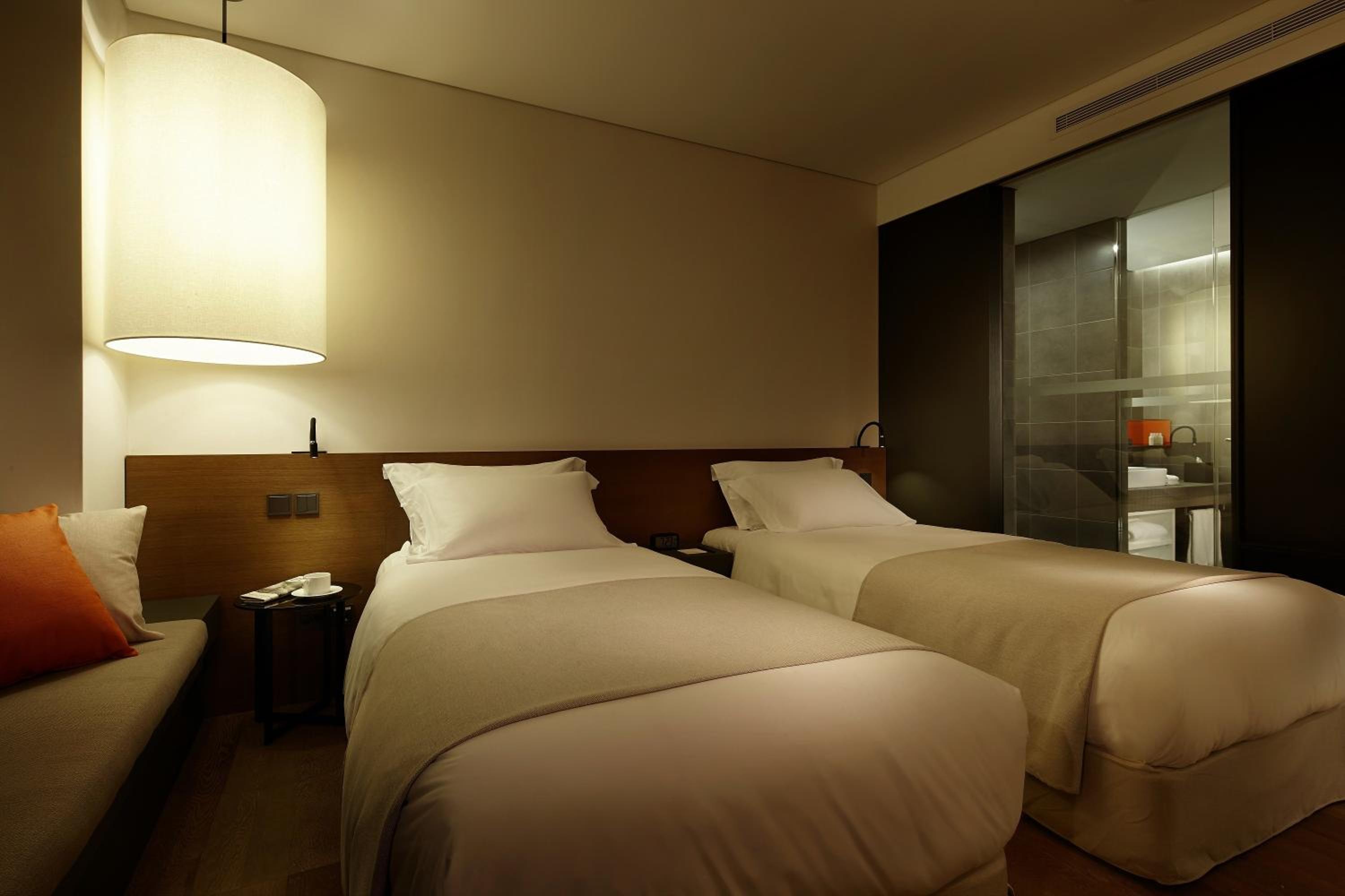 [Own Your Shilla Stay, Relax and Unwind] Standard Twin Room  + 1 Raffle ticket photo 2