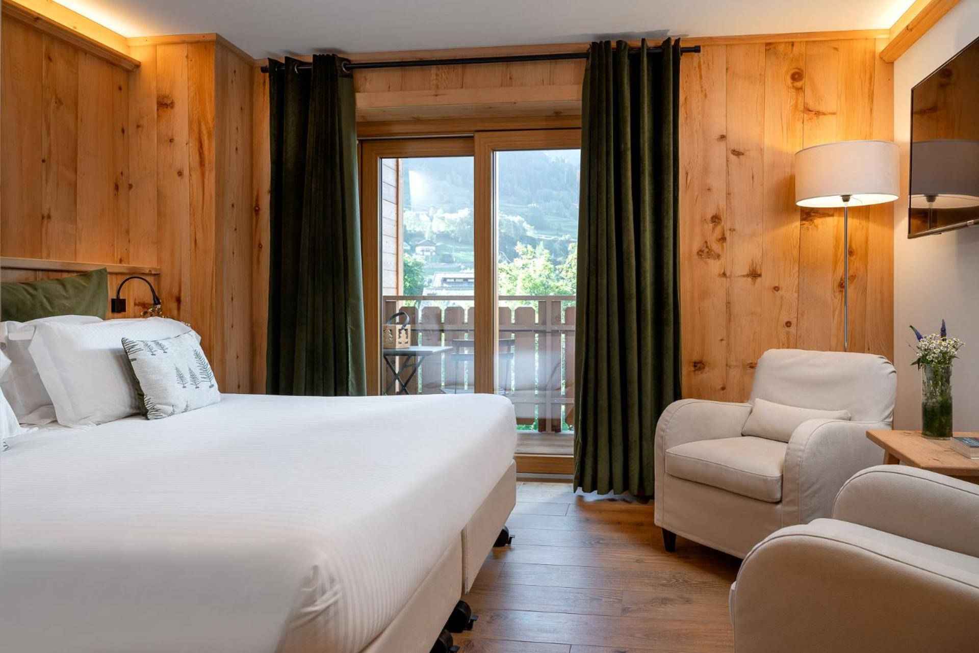 Double Room - Photo 18