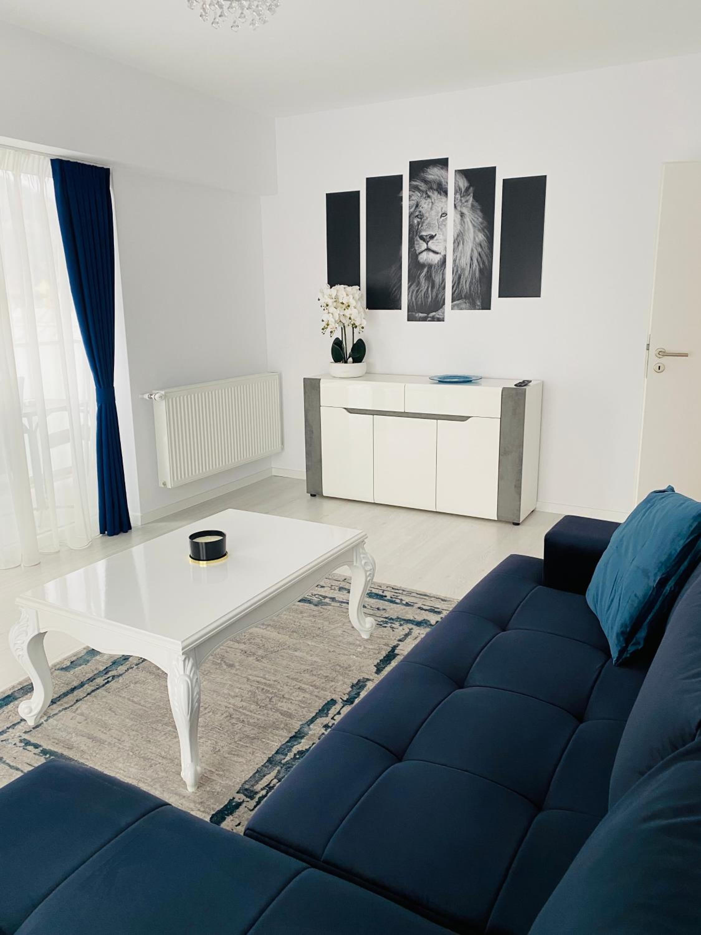 One-Bedroom Apartment - Photo 6