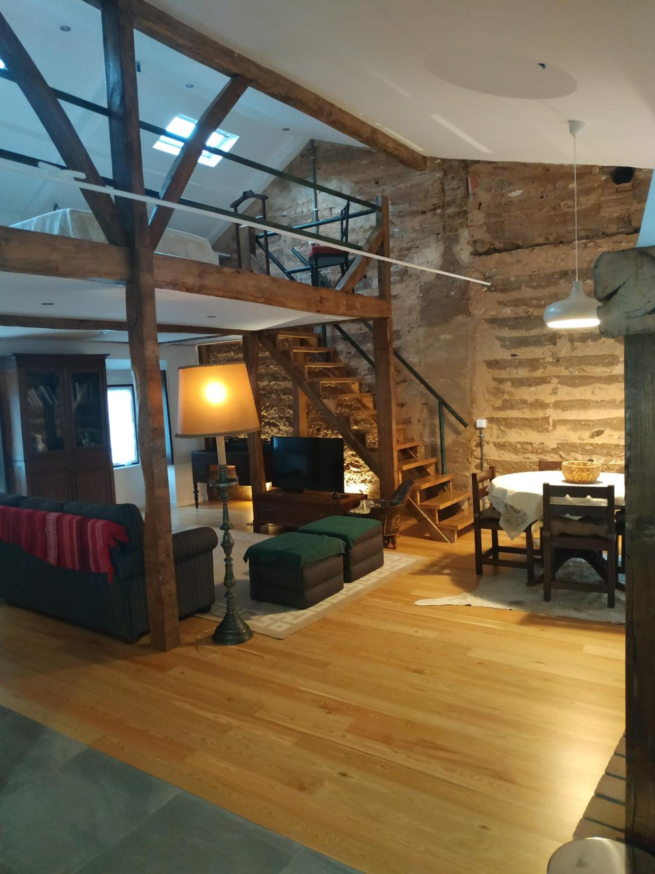Maisonette photo 2