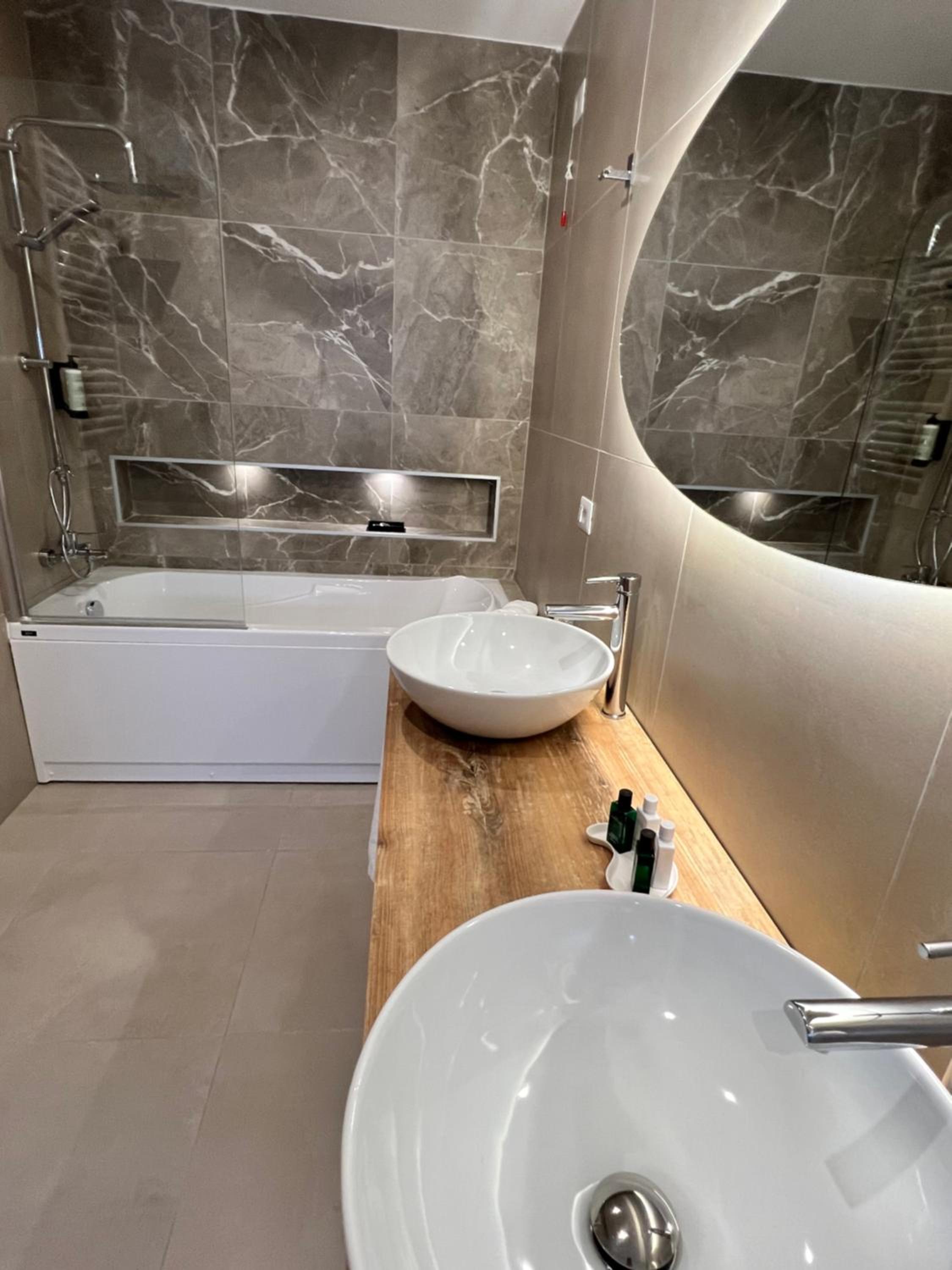 Suite with Terrace photo 2