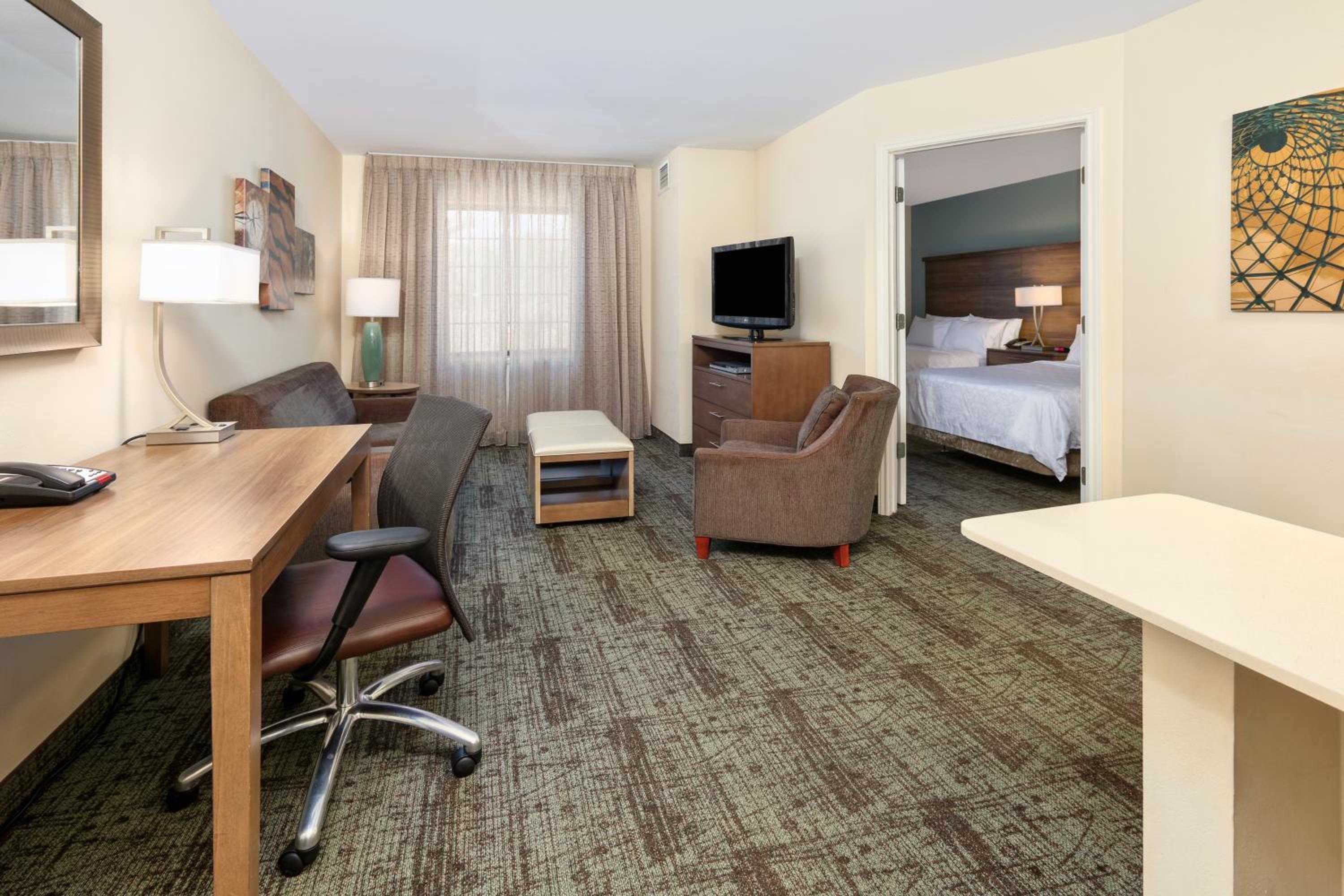 One-Bedroom Suite with Two Double Beds - Photo 1