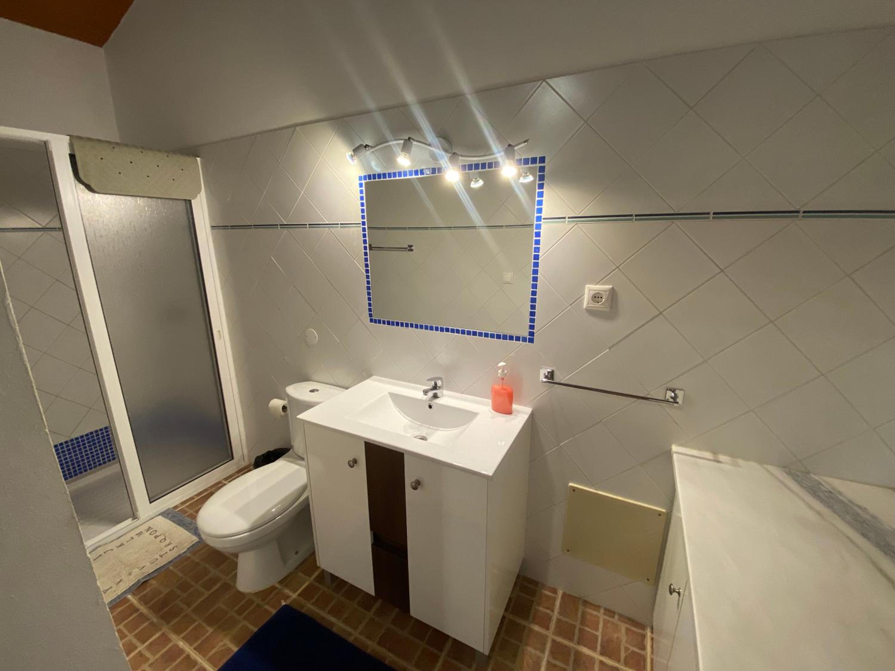Quadruple Room with Bathroom photo 3